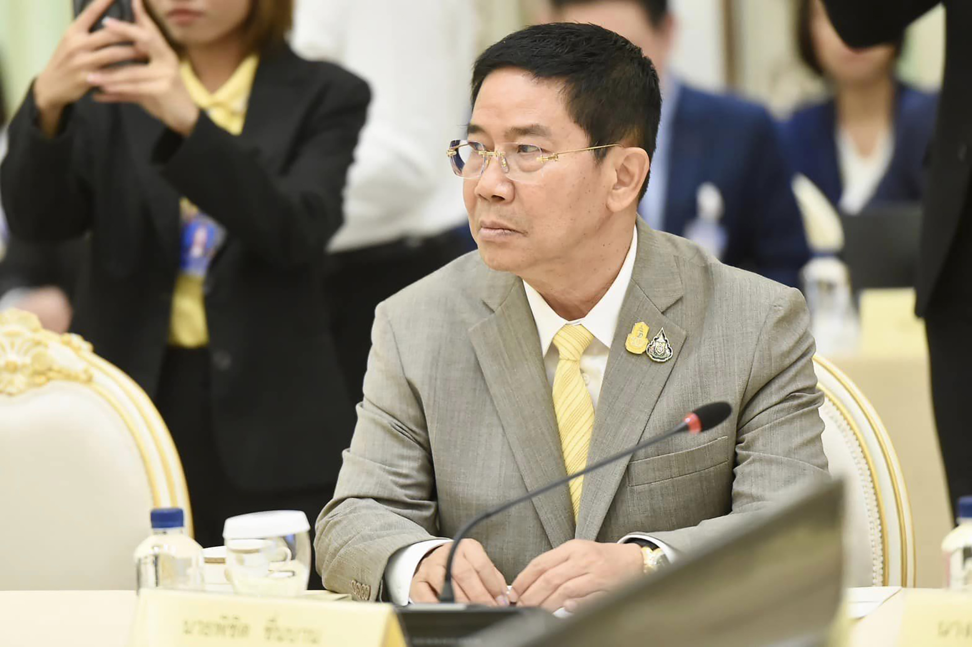 “พิชิต ชื่นบาน” จากทนายถุงขนม ถึงปมเหตุร้องตรวจสอบ “เศรษฐา”