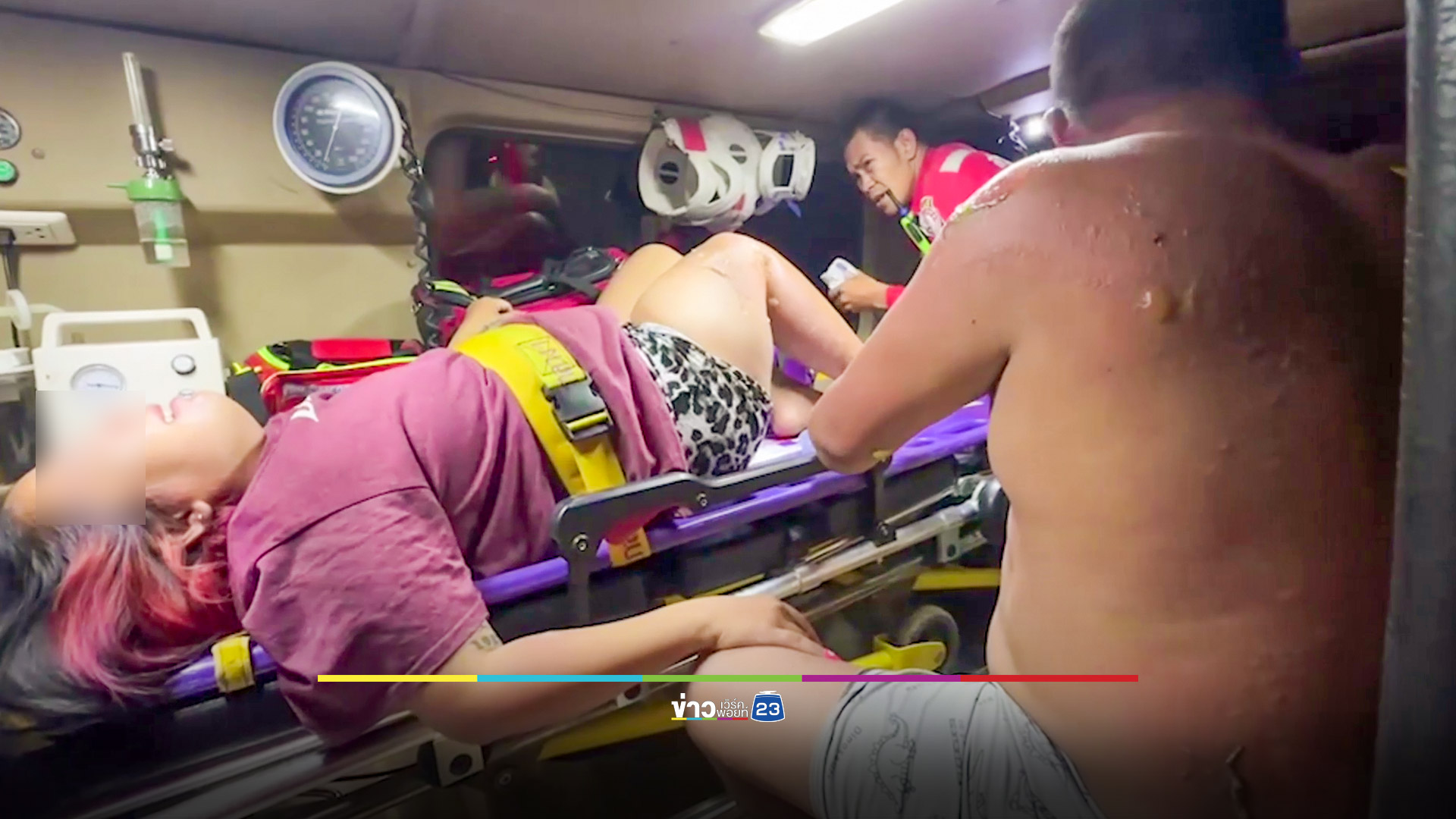 ไฟไหม้บ้านวอดทั้งหลังสูญครึ่งล้าน 5 ชีวิตหนีตายบาดเจ็บ 3 ราย