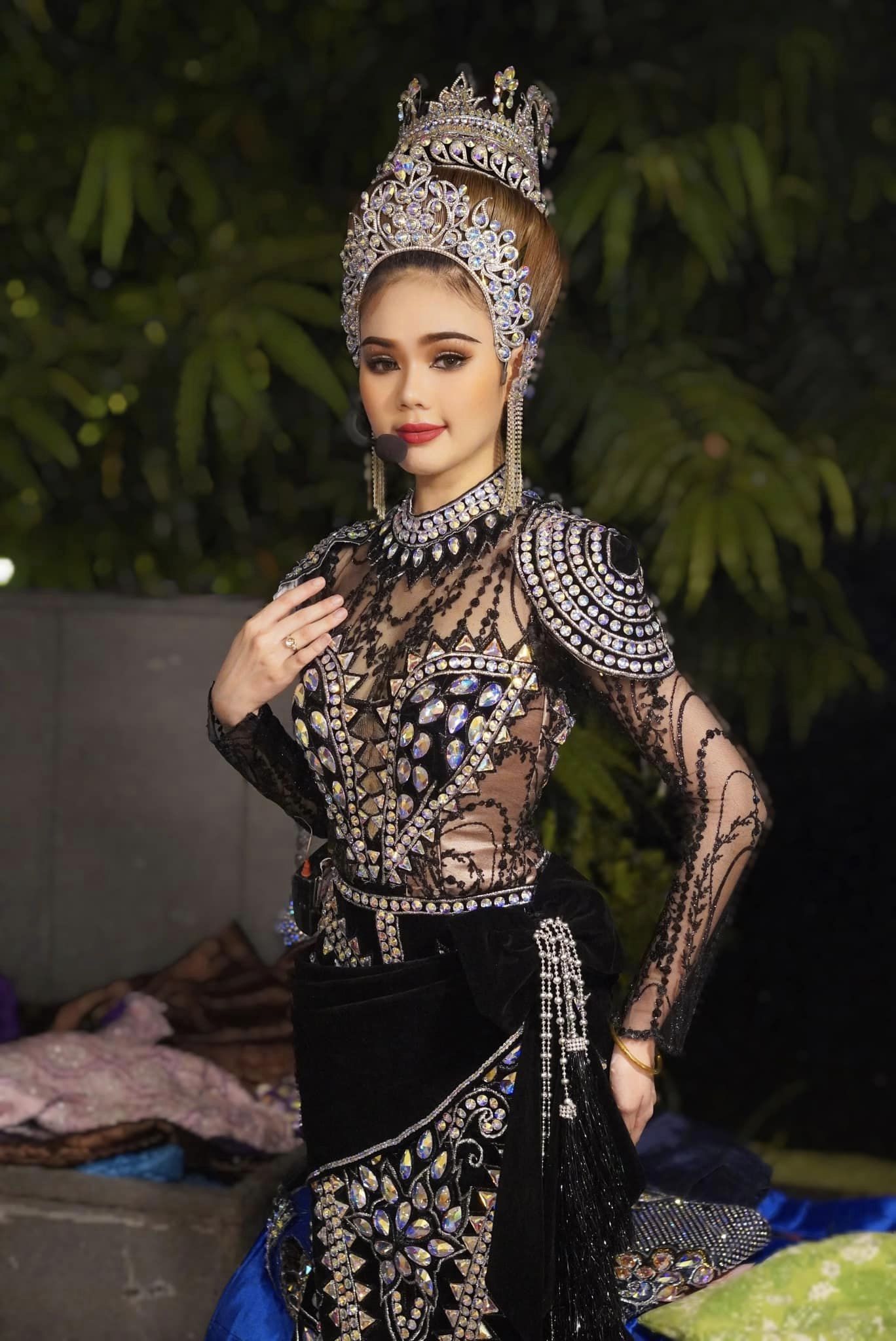 "น้องปอย" นางเอก ศรราม น้ำเพชร เคลื่อนไหวแล้วพวกเราไม่มีความรู้สึกเหรอคะ แค่นี้ก็ดิ่งกันไม่รู้จะยังไงกับดราม่าที่ต้องเจอในแต่ละวัน