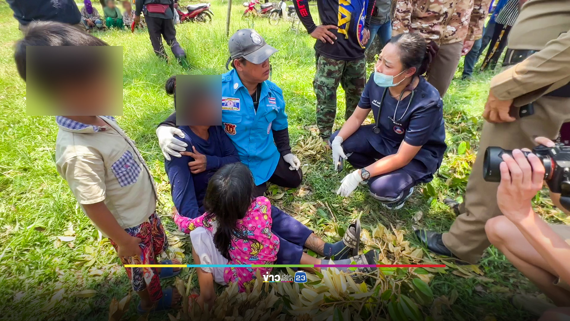 พ่อลูกสองวัย 27 โดนไฟดูดบนต้นทุเรียนขณะขึ้นไปแต่งกิ่ง กู้ภัยสุดยื้อเสียชีวิตสลด
