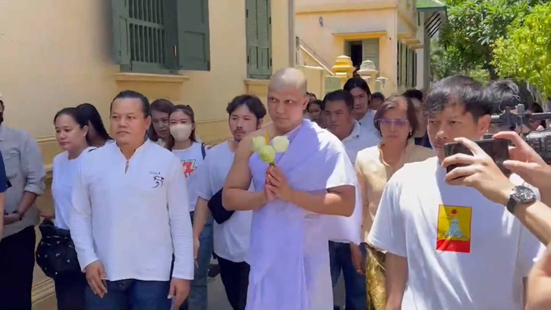 เปิดฉายา"หนุ่ม กะลา"หลังเข้าพิธีอุปสมบท วัดบวรนิเวศวิหาร วันนี้