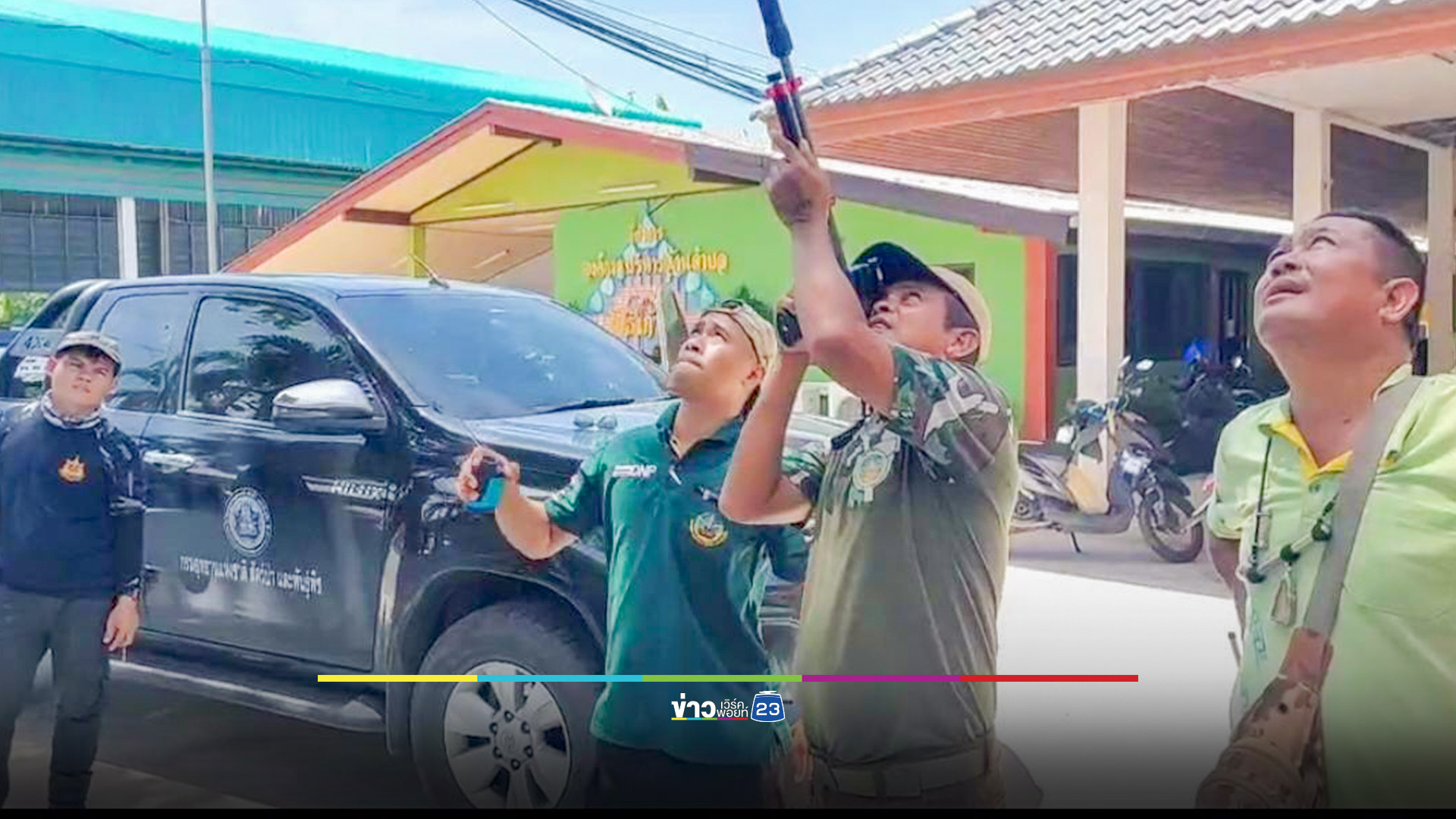 ระดม จนท.กว่า 50 นายดักจับลิงแหกกรงได้แล้วเกินครึ่ง