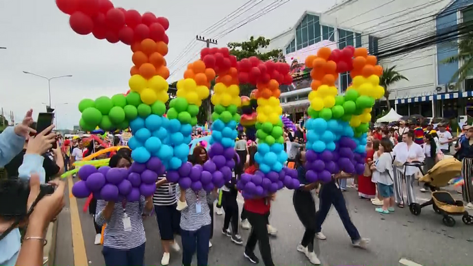 ส่งท้าย 'Pride Month" ชวนชาว LGBTQIAN+ จัดขบวนพาเหรดสีรุ้ง
