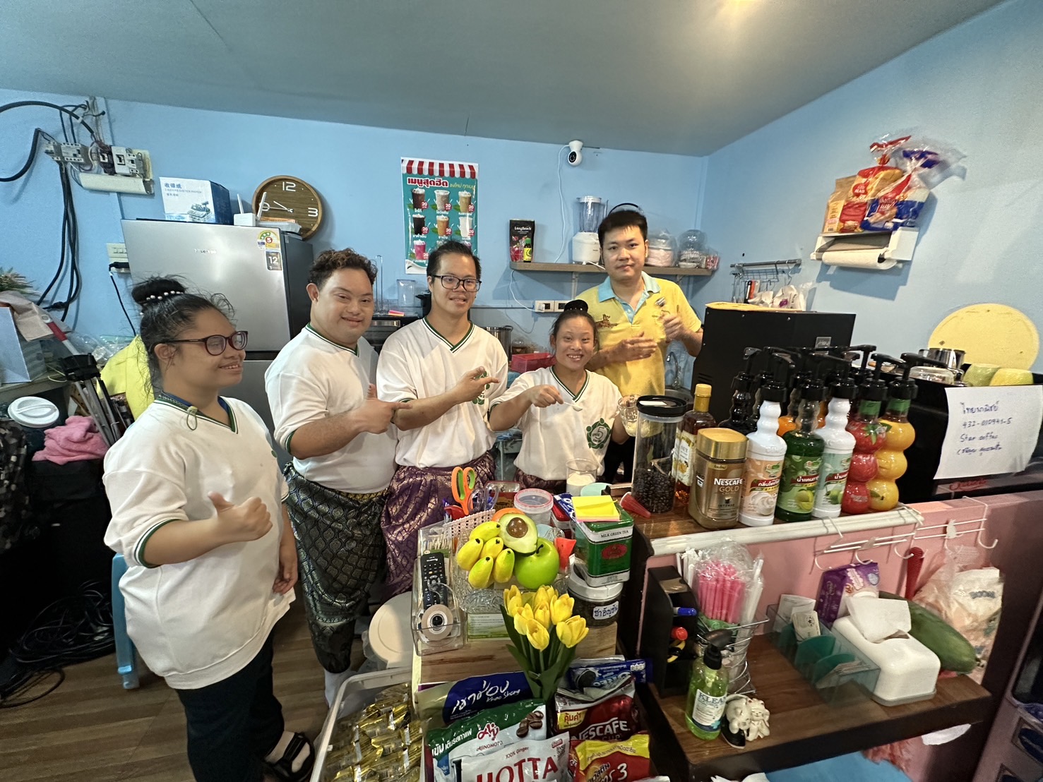 "มูลนิธิ Five for All - มูลนิธิดาวน์ซินโดรม" ชวนคนไทยอุดหนุนร้านกาแฟคนพิการและผู้ด้อยโอกาส "STAR CAFE"