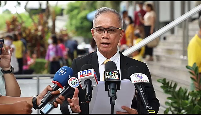 "ทักษิณ" ส่งทนายฟ้อง "หมอวรงค์" หมิ่นปมถุงขนม 2,000 ล้าน
