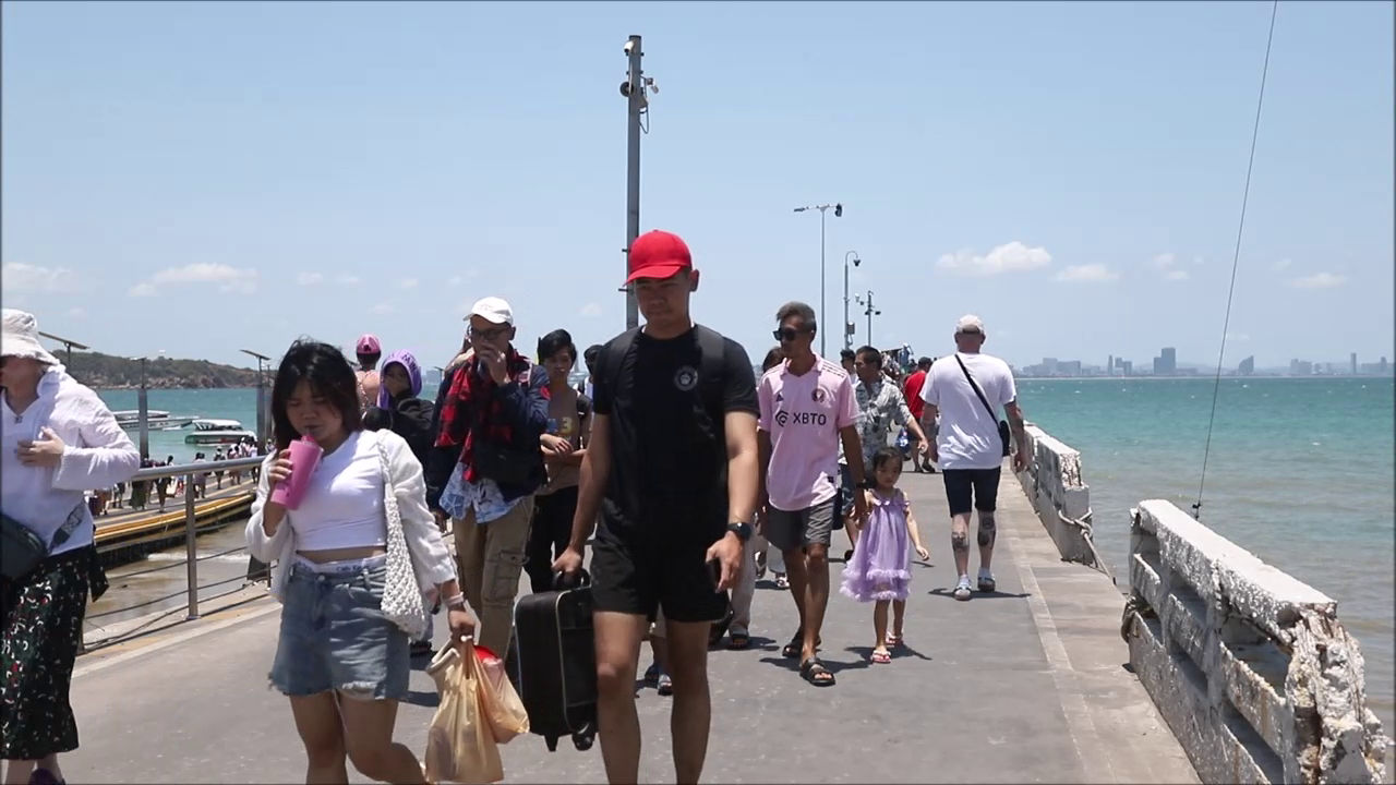 เสียหายกว่า 1 ล้าน! ผู้ประกอบการ 'เกาะล้าน' โวยเมืองพัทยาชุ่ยทำไฟดับทั้งเกาะ