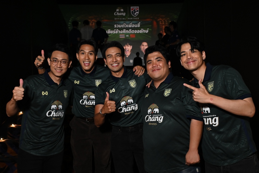 “นิกกี้-เกรท-ลีซอ-แจ็ค” เชียร์ช้างศึกติดจอยักษ์ ใจกลางกรุงเทพฯ