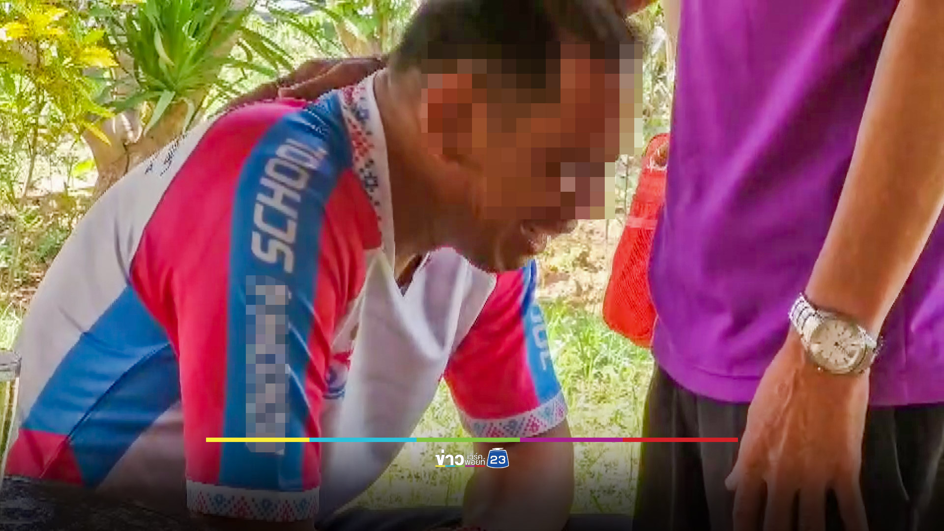 ไม่รับคำขอโทษ ครูโหดตีนักเรียนมือแตก