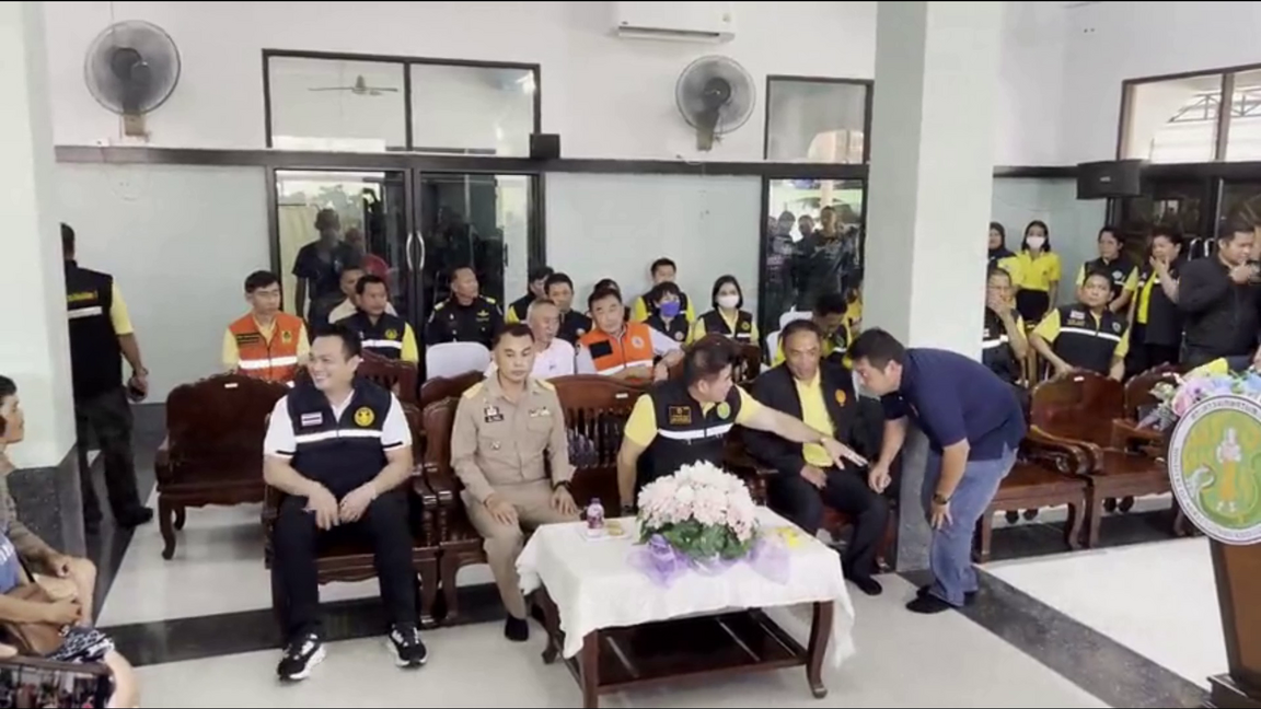 'ธรรมนัส' ฉุนขาด! ชลประทานฯ วันหยุดไม่อยู่พื้นที่ไม่ดูแลน้ำท่วม