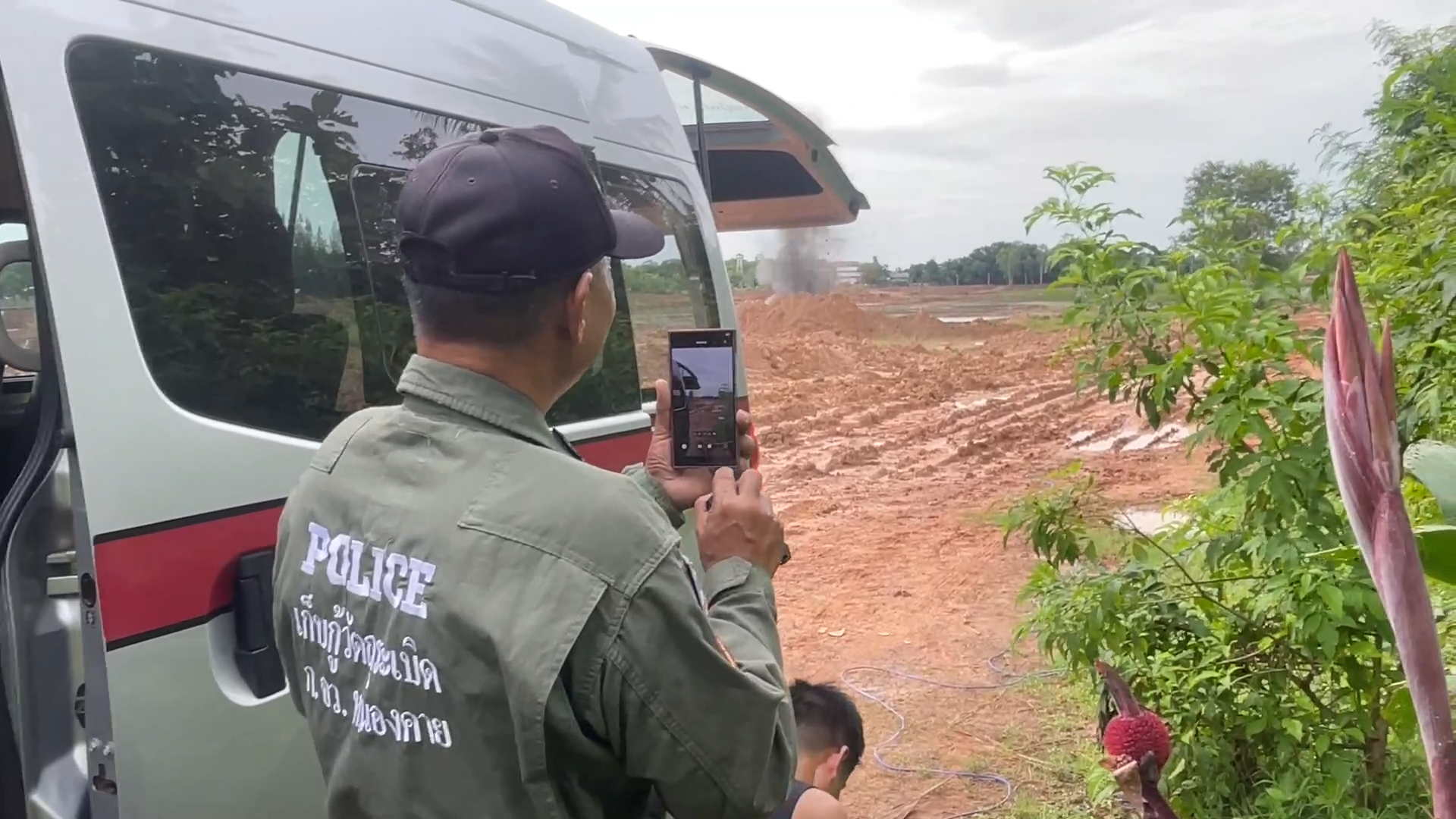 ของใคร! ระเบิดโผล่อ่างเก็บน้ำ สภาพเก่าพร้อมบึ้มได้ทุกเมื่อ