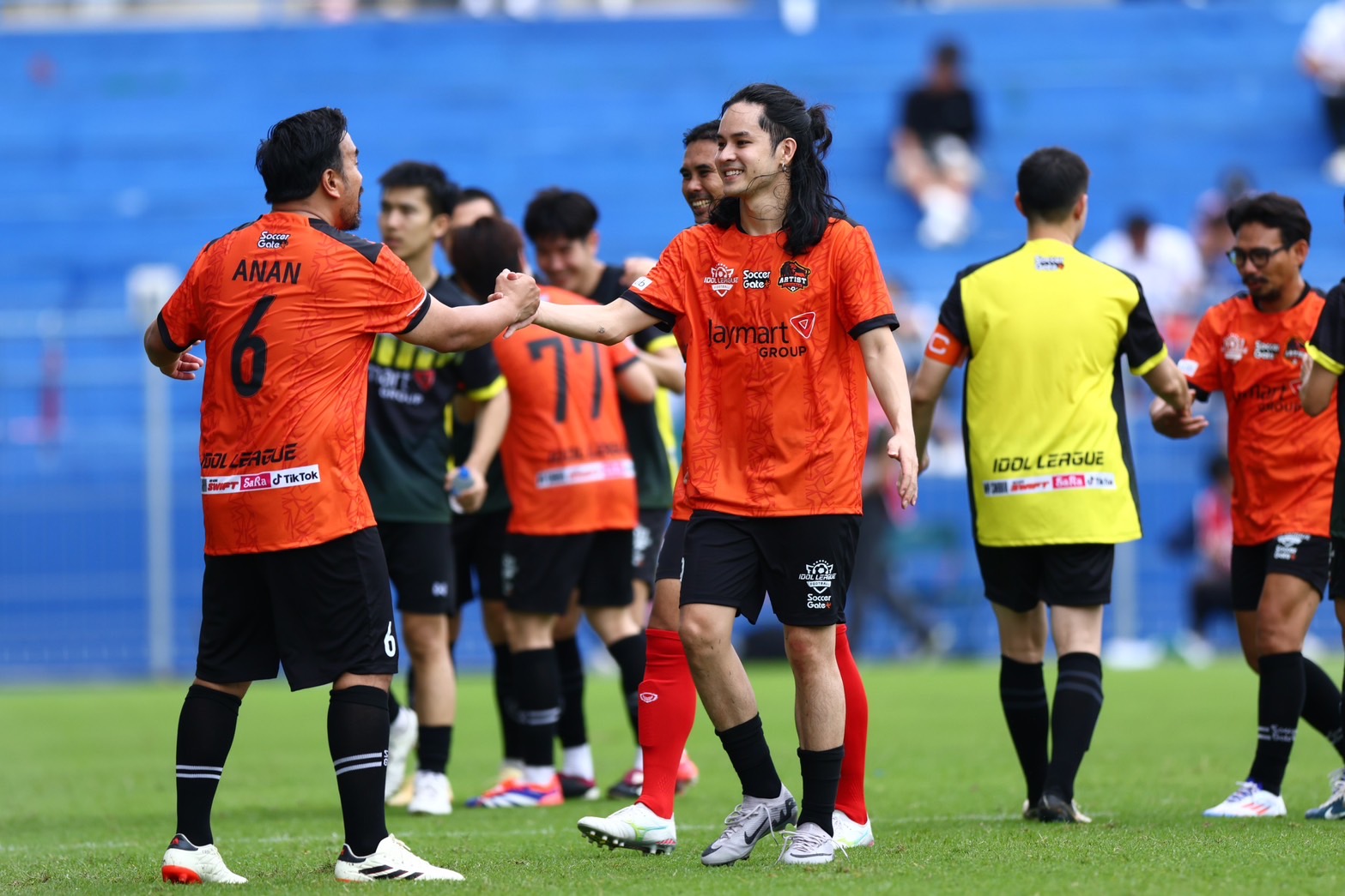 IDOL LEAGUE 2 มหากาพย์ LEAGUE FOOTBALL ของคนออนไลน์ ที่ยิ่งใหญ่ที่สุดในประเทศไทย ร่วมใจฟาดแข้งเพื่อการกุศล