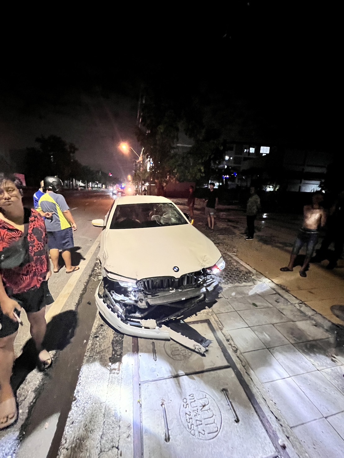 แจ้ง 4 ข้อหาคนขับ BMW พุ่งชนดะเจ็บ 9 ราย