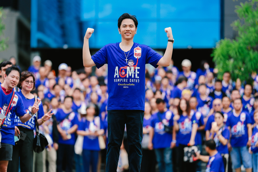 "แอ็คมี่-นนนี่ ณัฐชา" ปลื้ม แฟนคลับระดมพลบริจาคโลหิต ทึ่ง ยอดบริจาคทะลุล้าน!