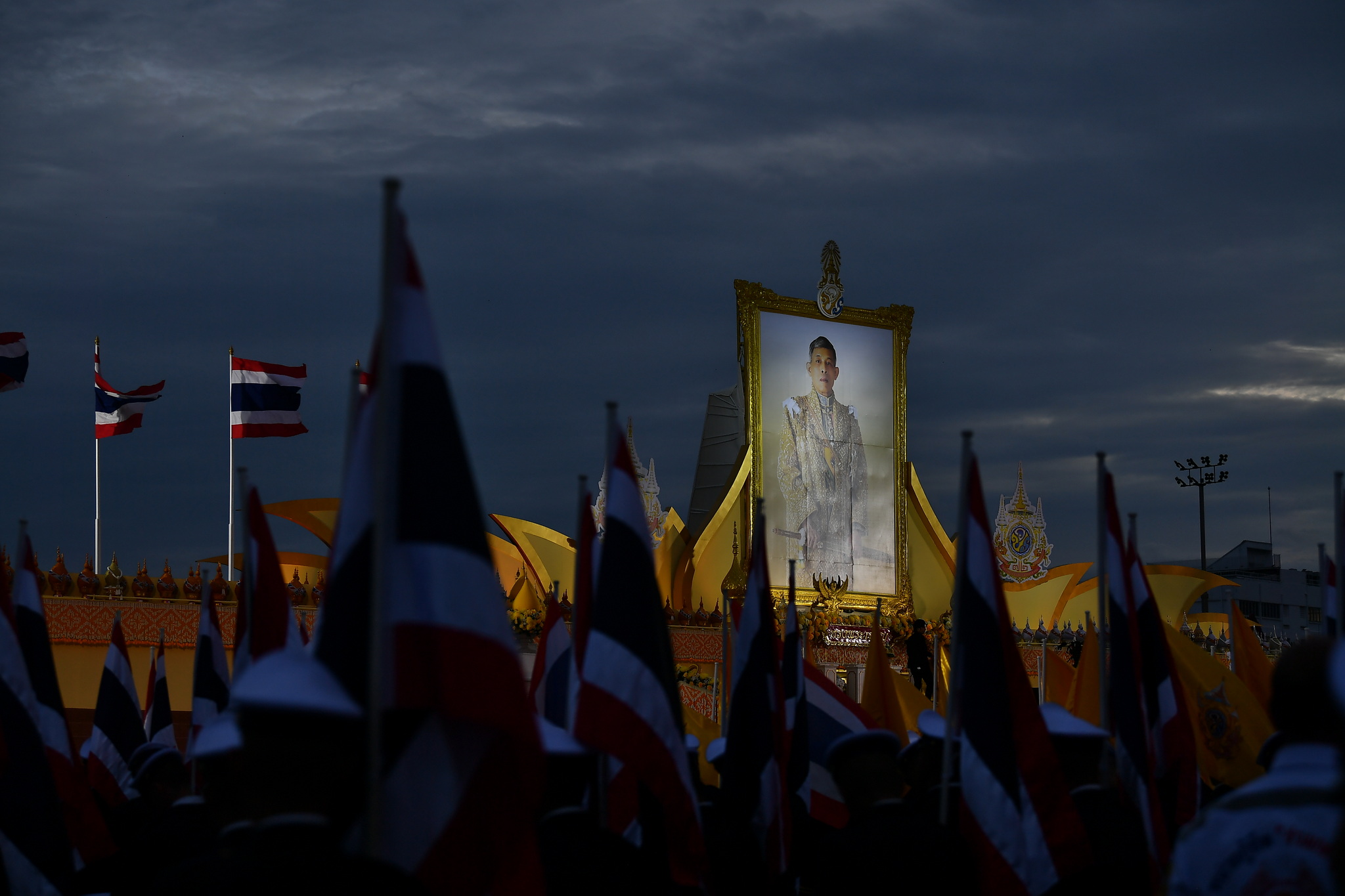 พิธีถวายเครื่องราชสักการะและพิธีจุดเทียนถวายพระพรชัยมงคล เนื่องในโอกาสพระราชพิธีมหามงคลเฉลิมพระชนมพรรษา 6 รอบ