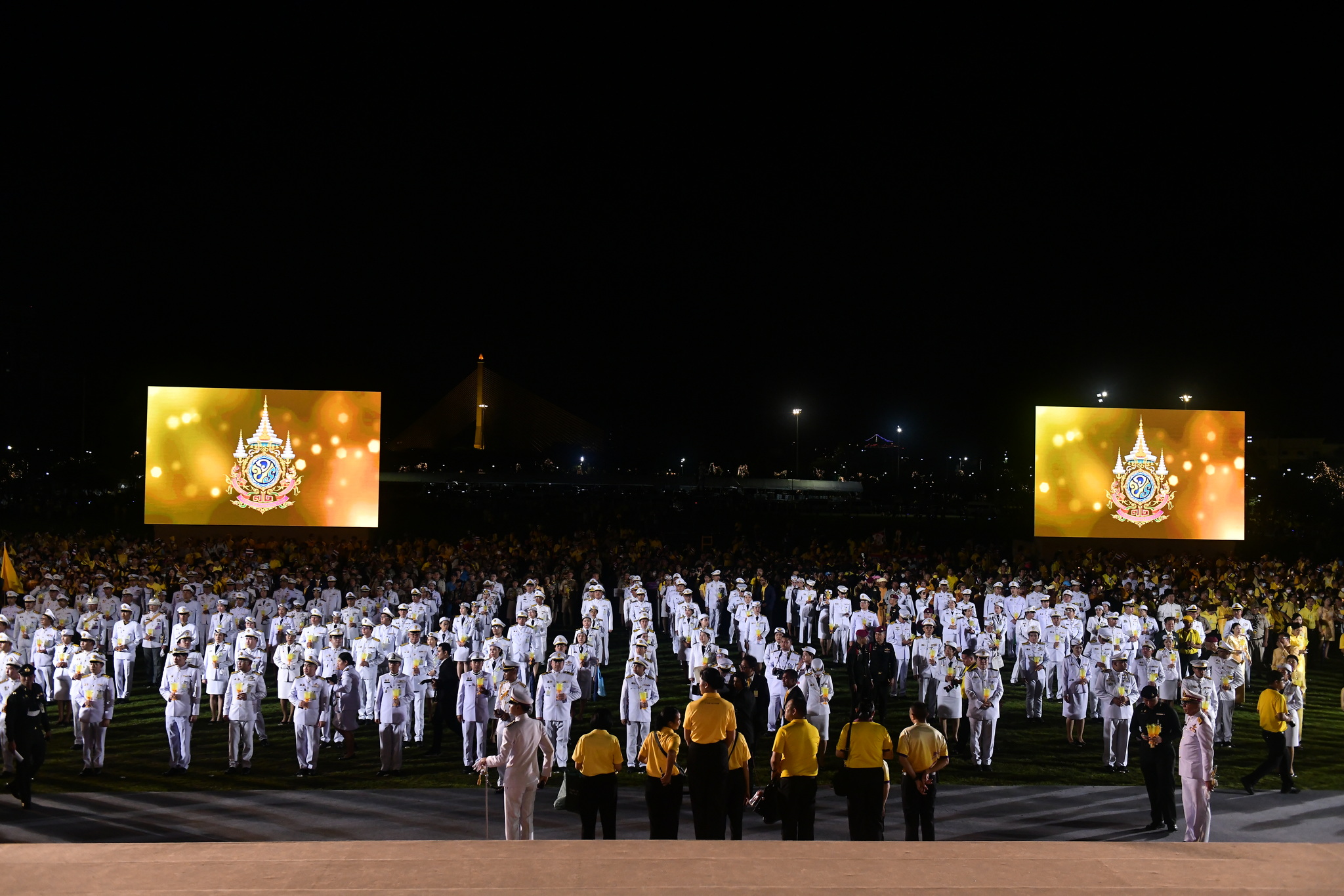พิธีถวายเครื่องราชสักการะและพิธีจุดเทียนถวายพระพรชัยมงคล เนื่องในโอกาสพระราชพิธีมหามงคลเฉลิมพระชนมพรรษา 6 รอบ