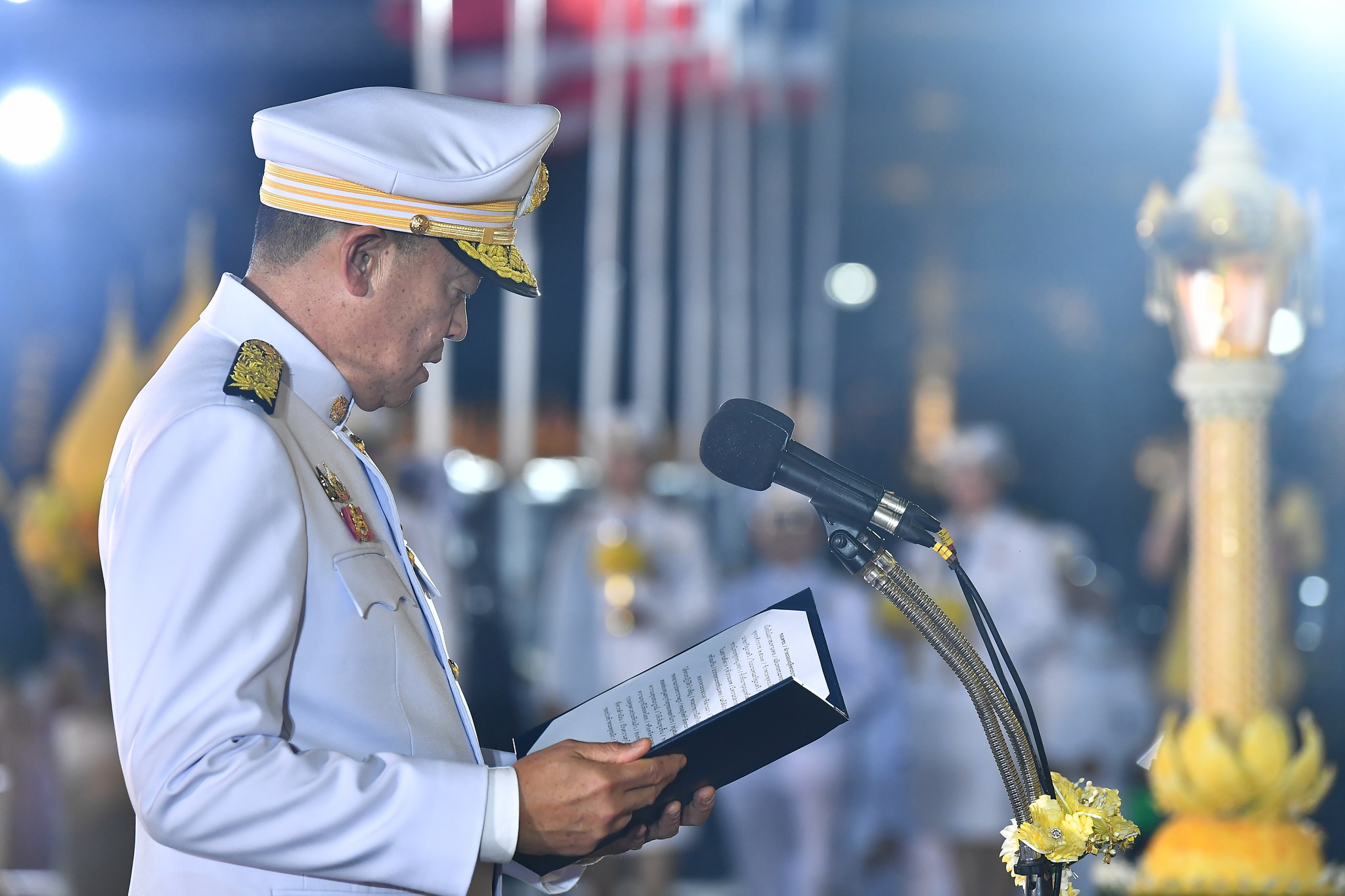 พิธีถวายเครื่องราชสักการะและพิธีจุดเทียนถวายพระพรชัยมงคล เนื่องในโอกาสพระราชพิธีมหามงคลเฉลิมพระชนมพรรษา 6 รอบ