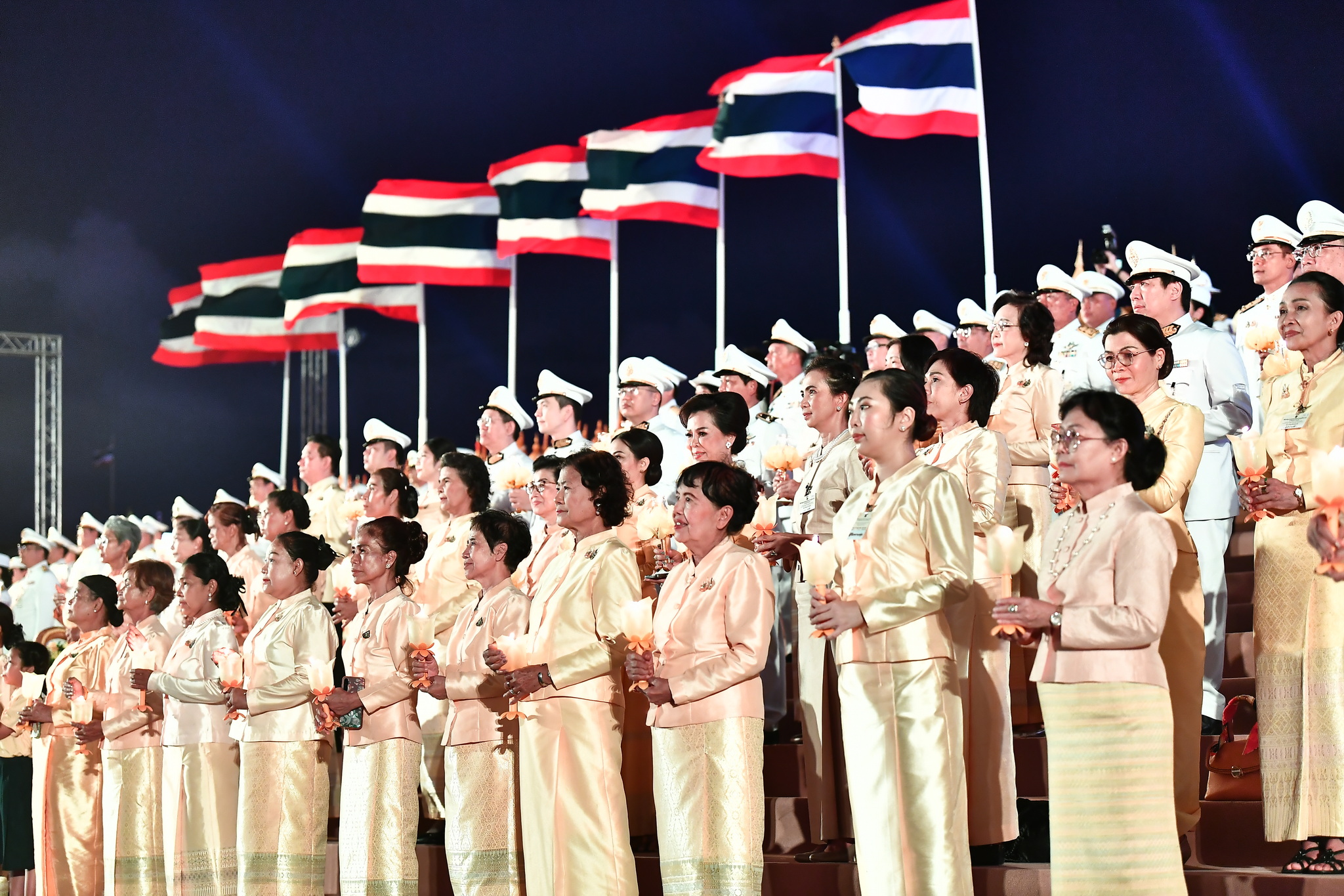 พิธีถวายเครื่องราชสักการะและพิธีจุดเทียนถวายพระพรชัยมงคล เนื่องในโอกาสพระราชพิธีมหามงคลเฉลิมพระชนมพรรษา 6 รอบ