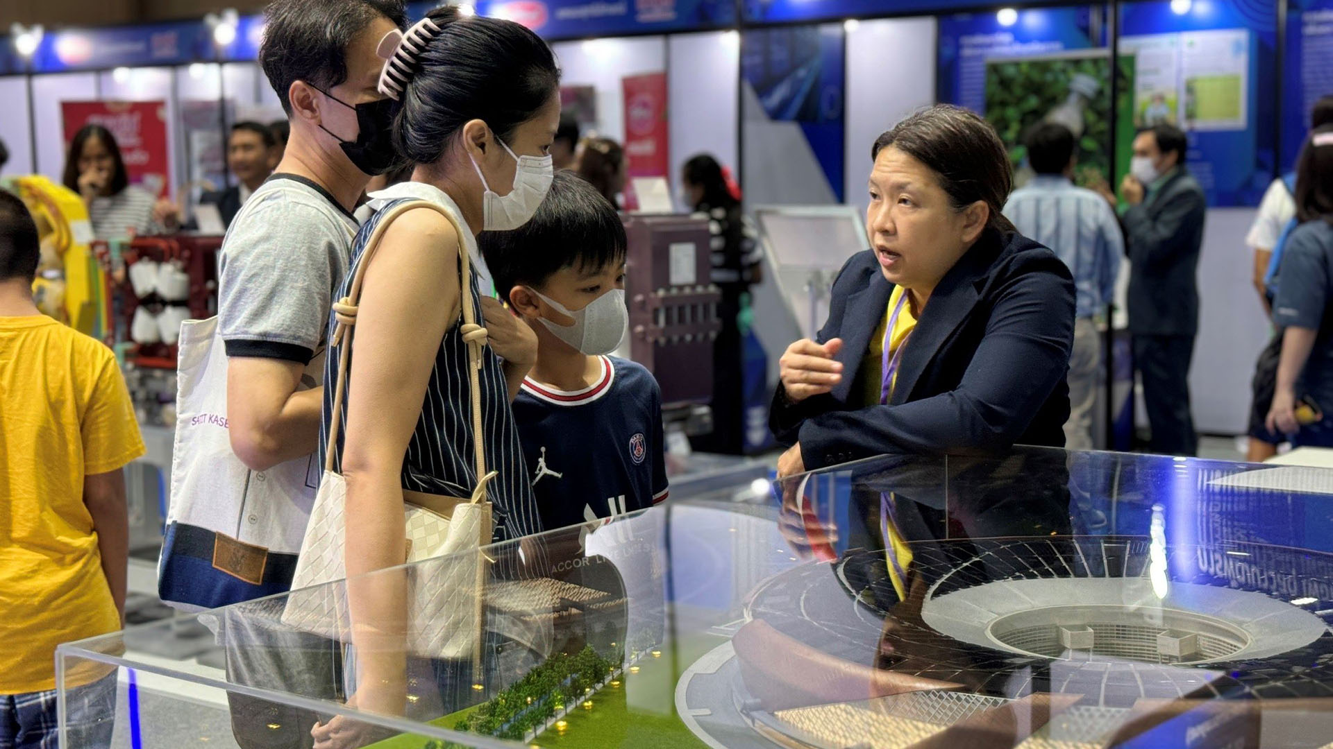 ปลดล็อกขีดจำกัด งานวิจัยด้วยเทคโนโลยีซินโครตรอนในงาน “อว. แฟร์”