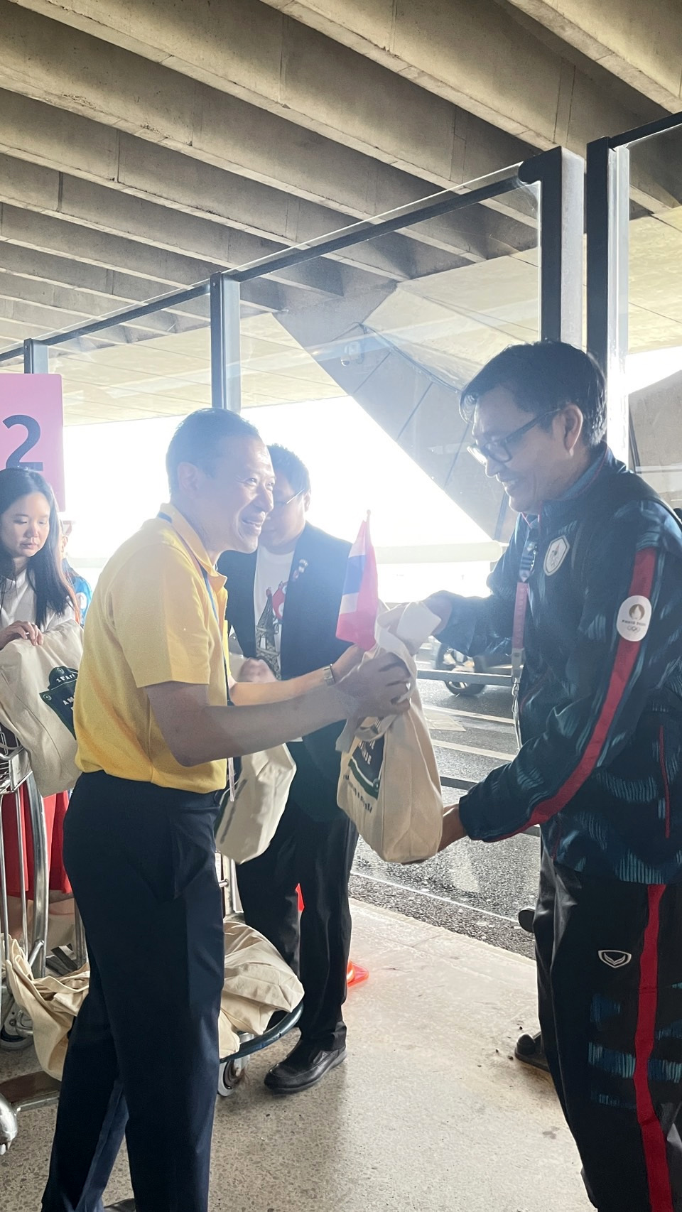 สถานทูตไทยต้อนรับทัพนักกีฬาสู้ศึก “ปารีสเกมส์ 2024”