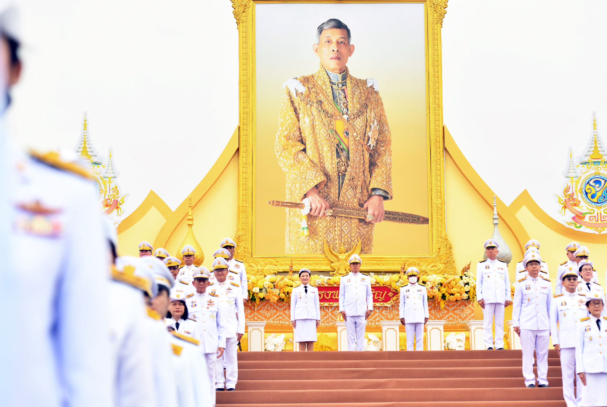 นายกฯ เชิญชวน ปชช.ร่วมพิธีจุดเทียนชัยถวายพระพรชัยมงคล