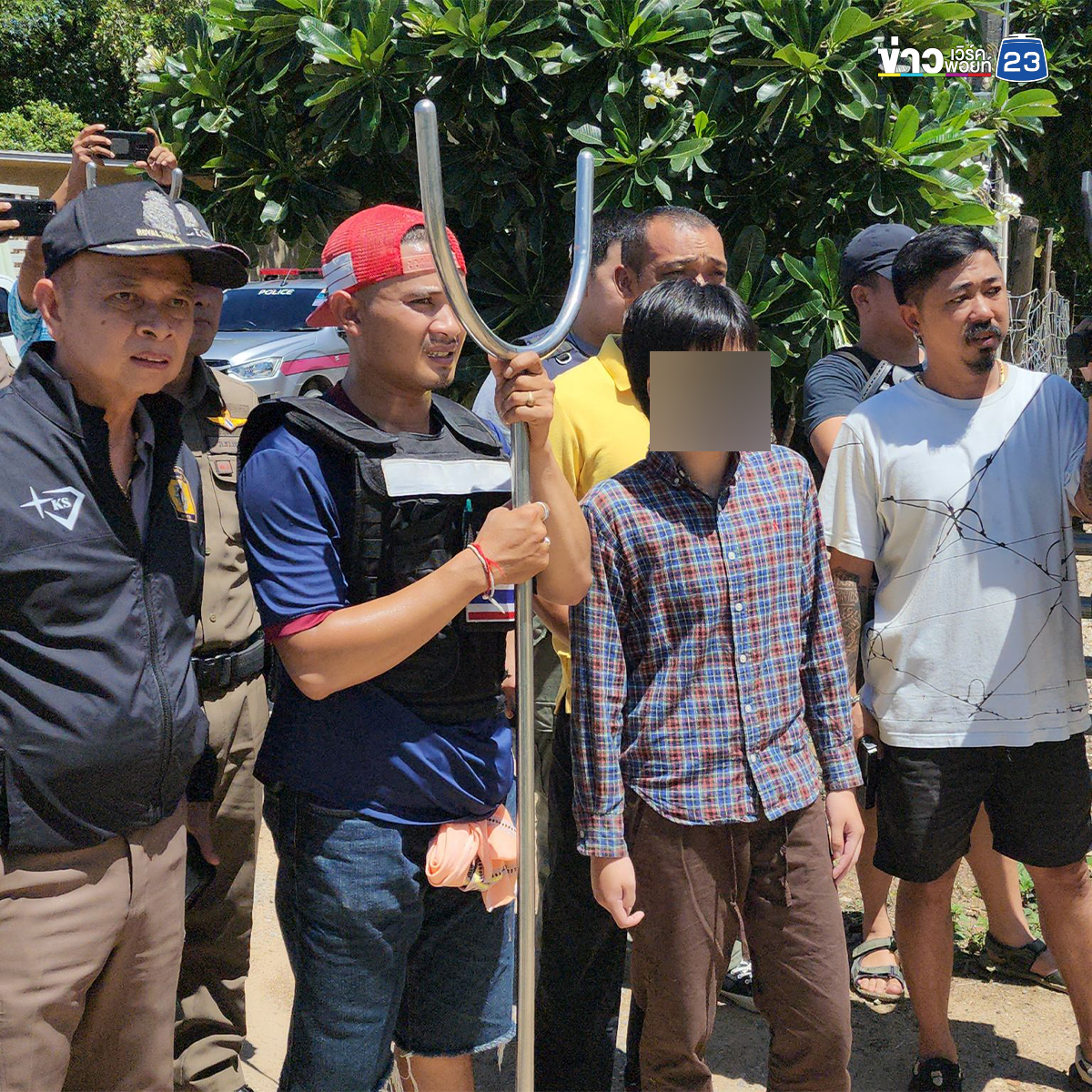 ลูกทรพี! คลั่งยาฟันหัวแม่ดับคาที่ ตร.ล้อมจับ