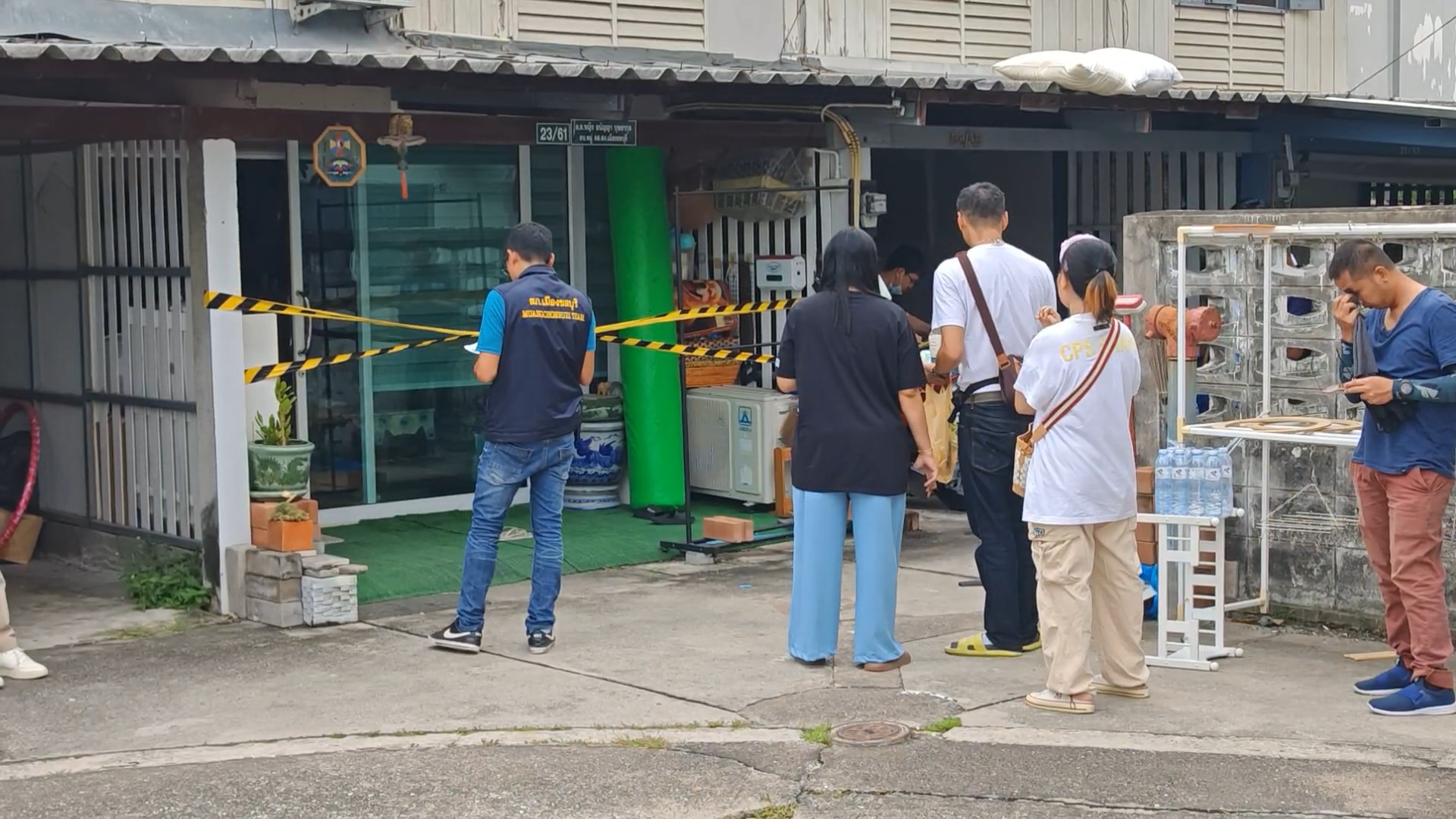 ยังไม่ฟันธง "โซดาไฟ" ต้นเหตุมรณะ แม่ลูก 3 ศพ