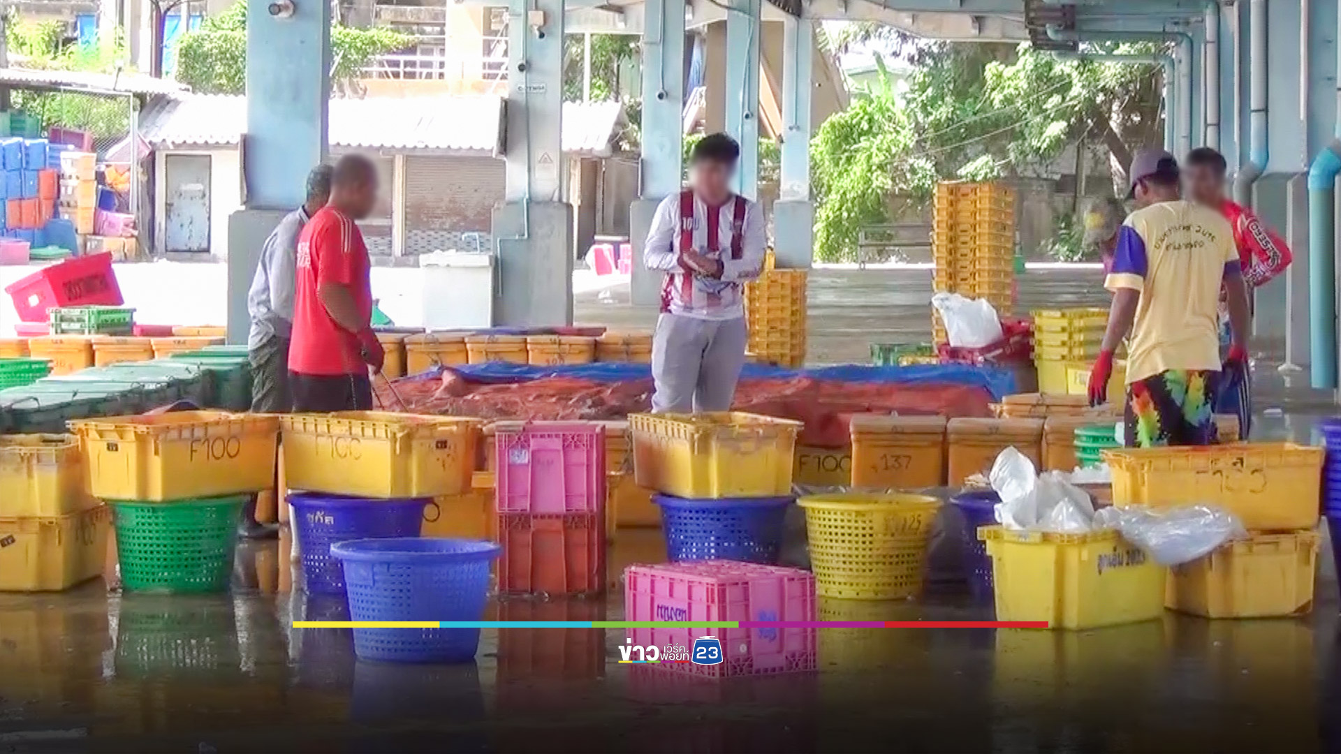 ตลาดปลาเปิดวันแรกเงียบเหงา คนยังหลอนคาร์บอมบ์