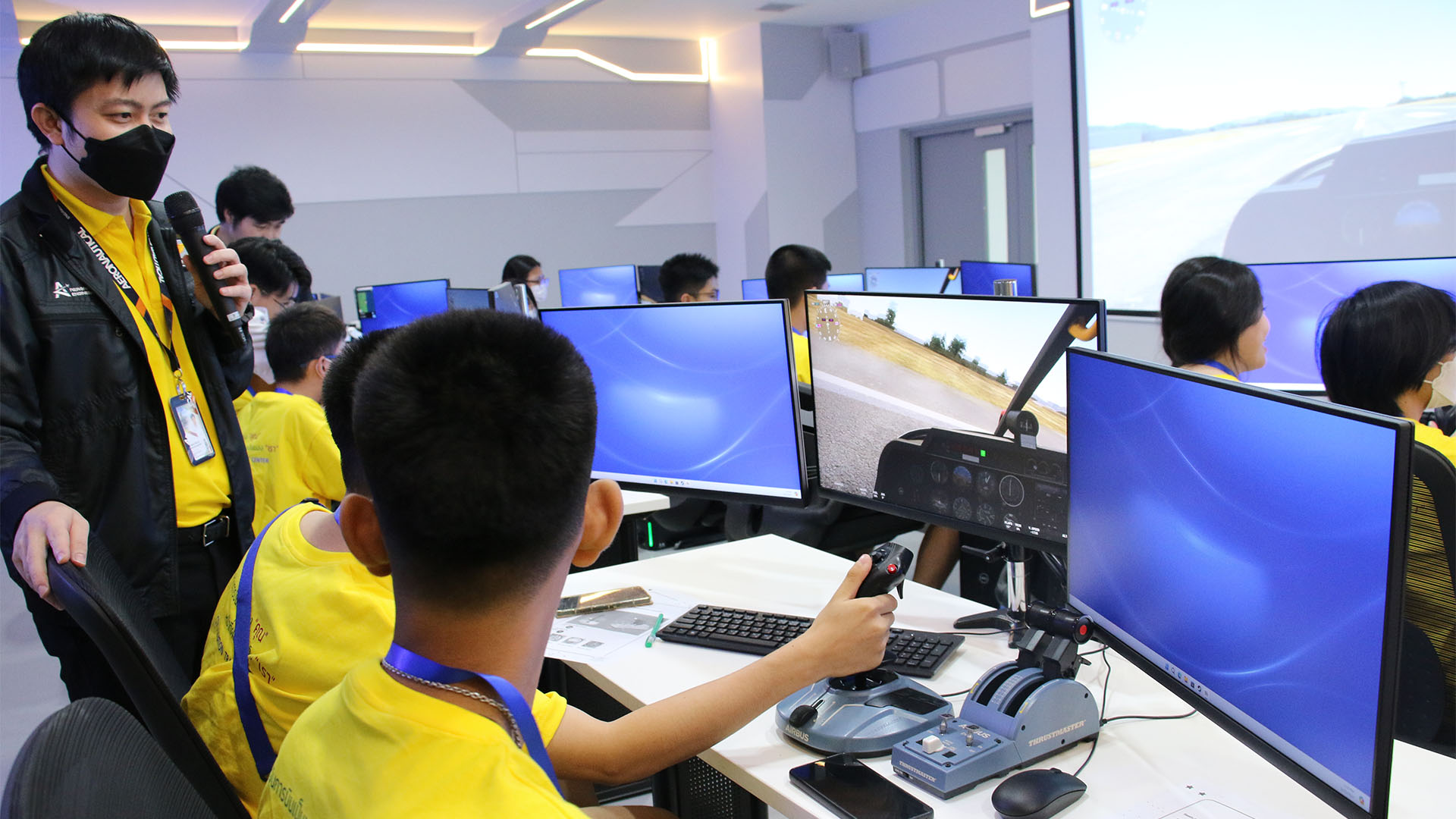สานฝันการบิน สบพ. เปิดประสบการณ์เยาวชน สู่อาชีพการบินในฝัน
