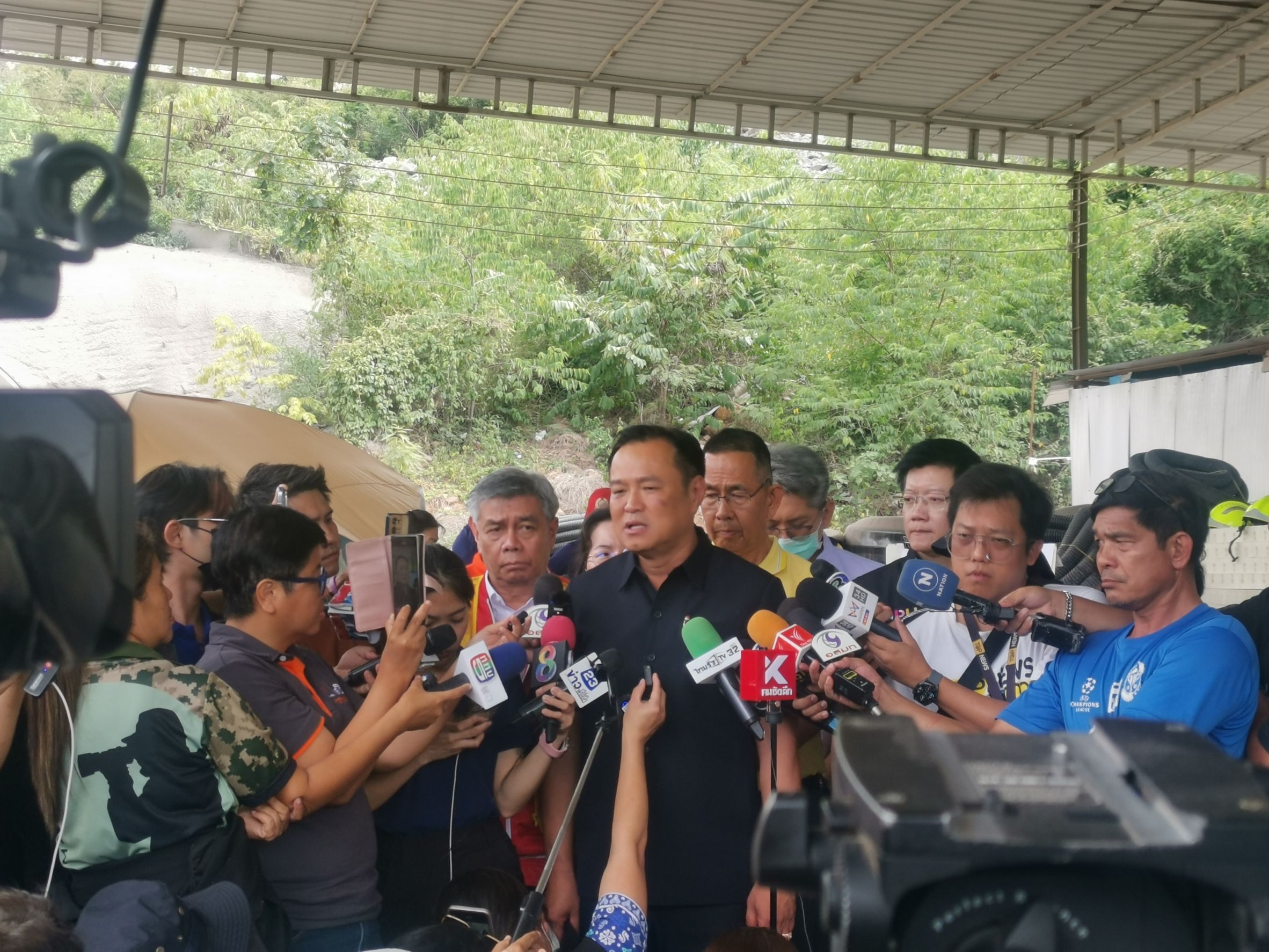 "อนุทิน"เผยคนงานติดอุโมงค์เสียชีวิตมา 3 - 5 วัน
