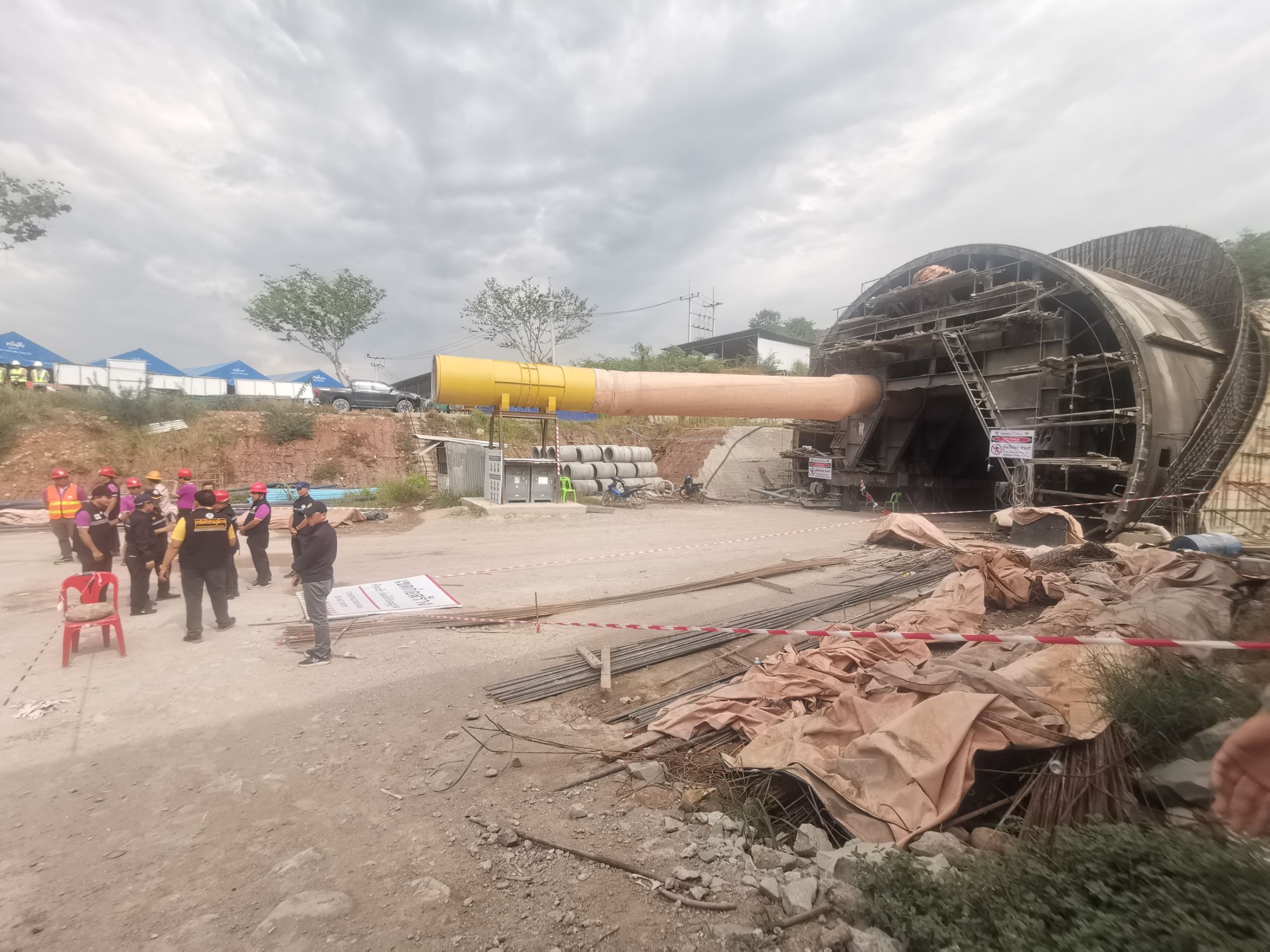 "อนุทิน"เผยคนงานติดอุโมงค์เสียชีวิตมา 3 - 5 วัน