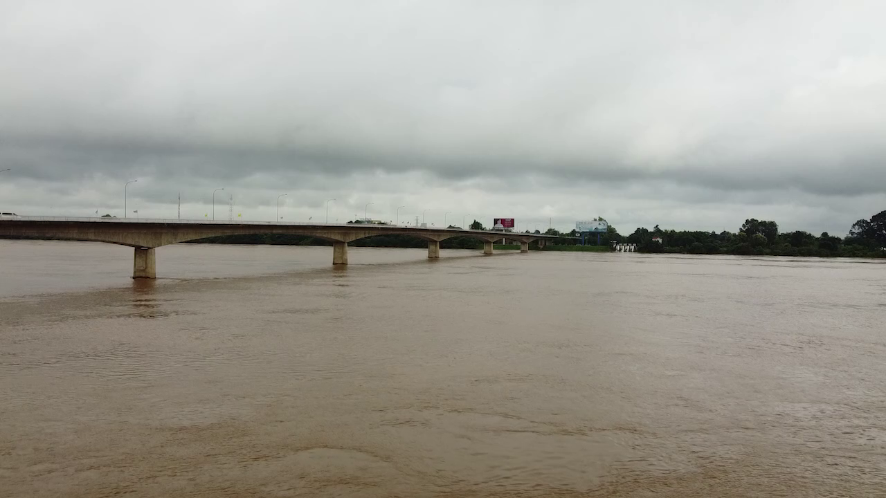 หนองคายปักธงแดงเตือนน้ำท่วมฉับพลัน