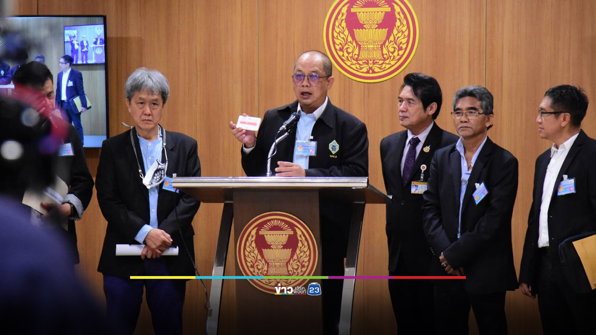 สื่อฯ ไม่ทน! ร้องประธานสภาฯ สอบจริยธรรม “ประวิตร” ทำร้ายนักข่าว