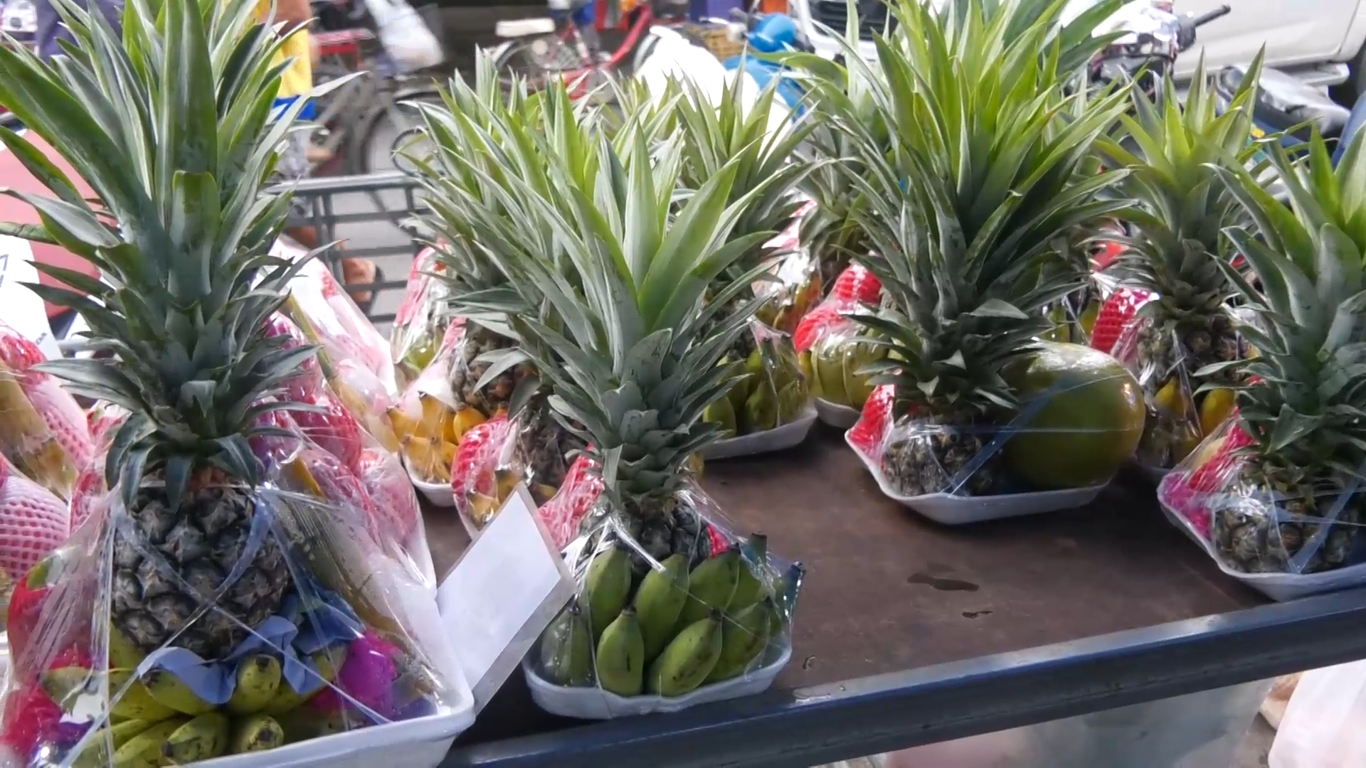 ยังไม่คึกคัก ปชช.ซื้อของไหว้วันสารทจีน ยอดซื้อลดลง
