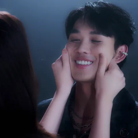 ''เสี่ยงแชทอ้ายไว้ไส'' (5)