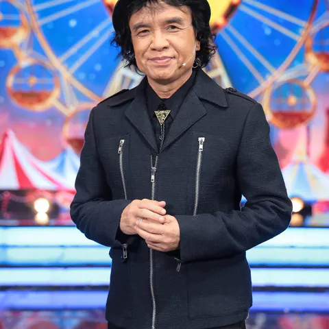 กรรมการ ครูสลา