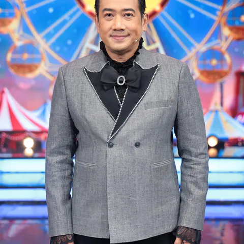 กรรมการ ครูเบิร์ด