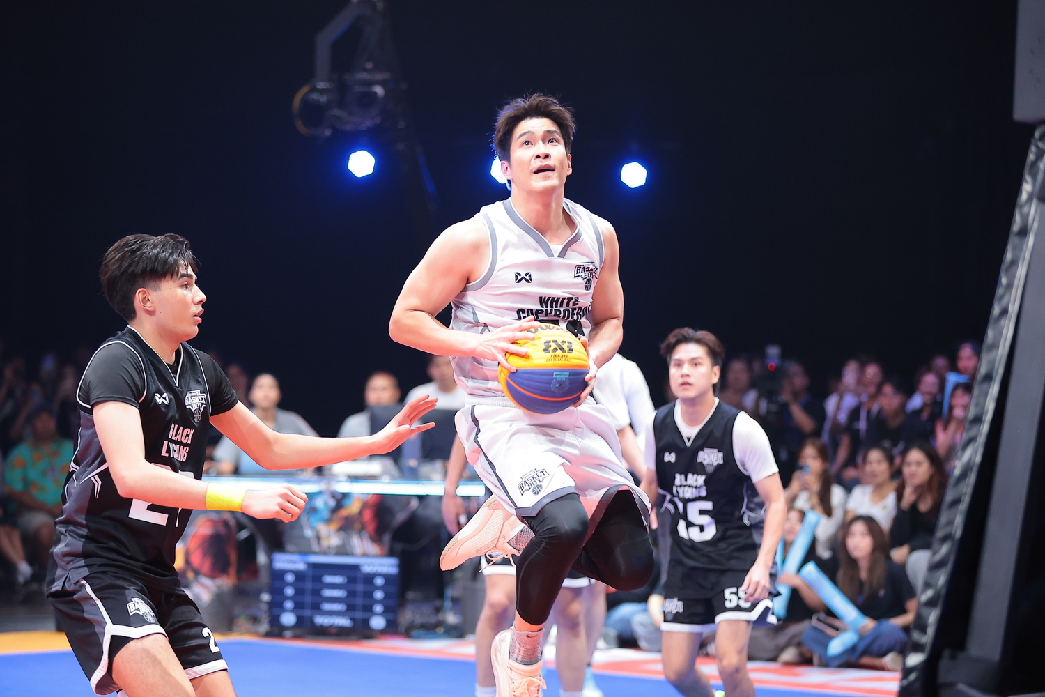 “จอแจ้ง ธนากร” ระเบิดฟอร์มโหด คว้าชัยชนะให้ “TEAM BLACK”“3FIGHT3 BASKET BOY Presented by Lactasoy