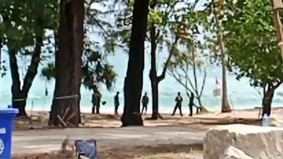 พบระเบิดฝังหาดสุรินทร์ 1 ลูก EOD ทำลายสำเร็จ – เร่งค้นหาอีกจุด