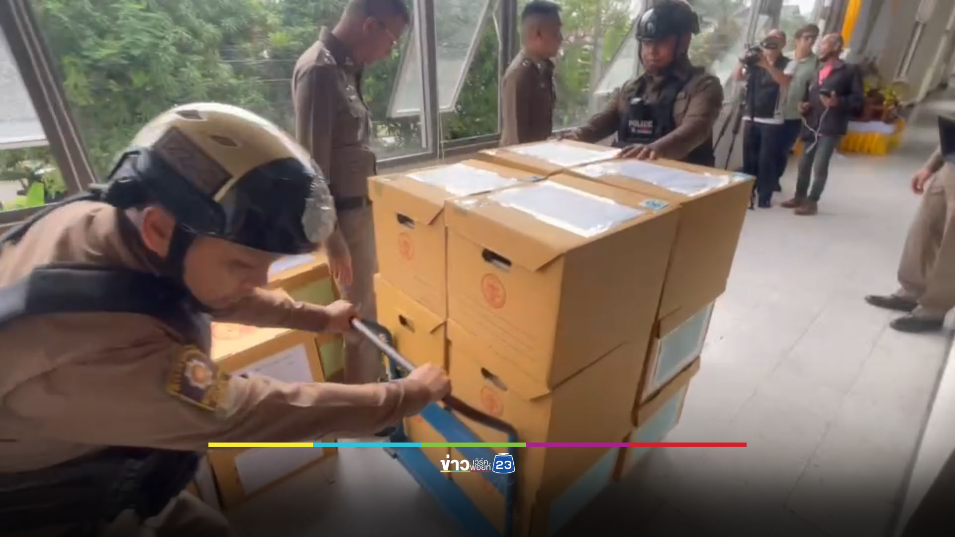 ตำรวจบางซื่อขนสำนวนคดีตึก สตง.ถล่ม ส่งอัยการพิเศษ