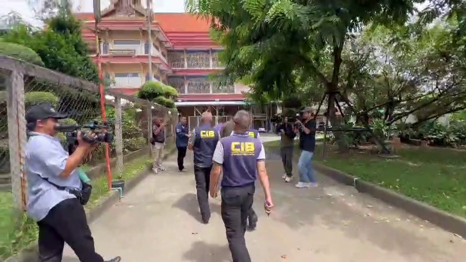 ปูพรมสอบวัดม่วง! ชาวบ้านโวยตร. “เก่งแต่กับพระ”