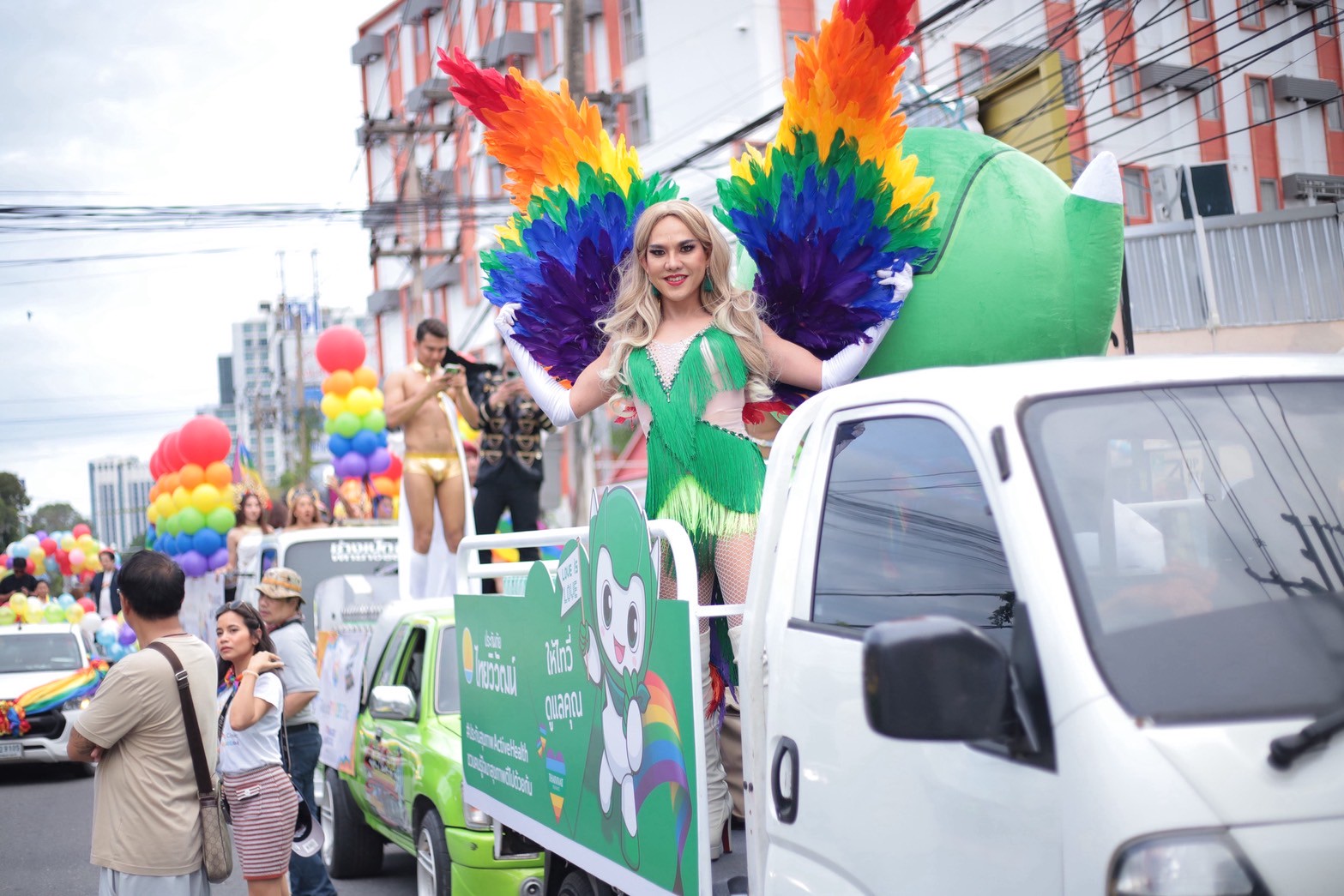 “ประกันภัยไทยวิวัฒน์” ผนึก “เซ็นทรัลพัฒนา”ฉลอง Pride Month 2025