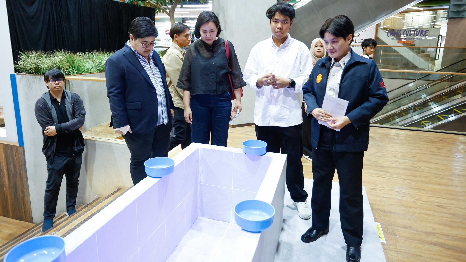 อยากเลือน กลับจํา อย่าจํา กับเรือน