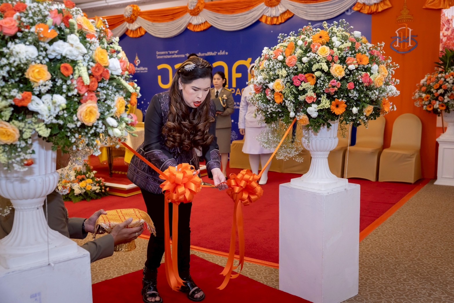 สมเด็จพระเจ้าน้องนางเธอฯ เสด็จเปิดนิทรรศการ “อวกาศ” โครงการประกวดจิตรกรรม “ทิพย์พิมานสืบสานสิริศิลป์” ครั้งที่ 2