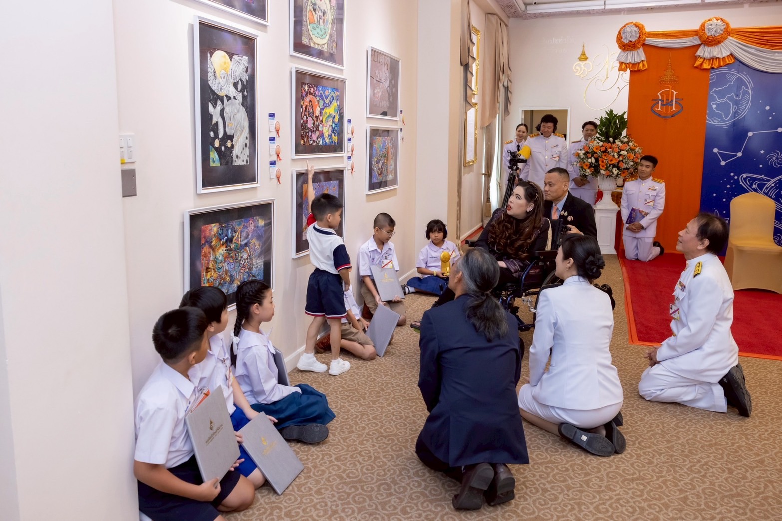 สมเด็จพระเจ้าน้องนางเธอฯ เสด็จเปิดนิทรรศการ “อวกาศ” โครงการประกวดจิตรกรรม “ทิพย์พิมานสืบสานสิริศิลป์” ครั้งที่ 2