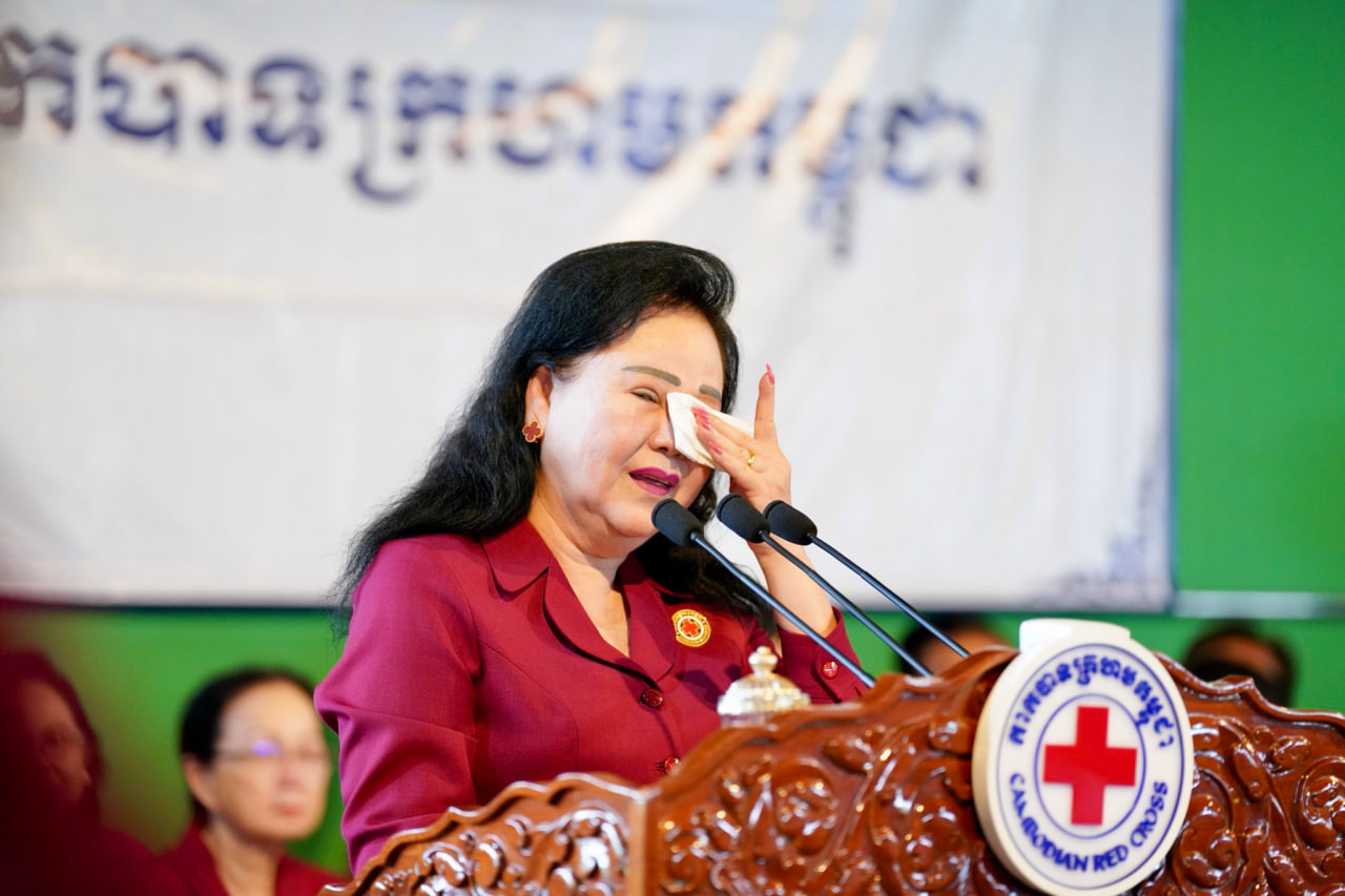 "บุน รานี" ร่ำไห้ กล่าวหากองทัพไทยคือต้นเหตุ สร้างความยากลำบากให้กับพลเมืองกัมพูชา