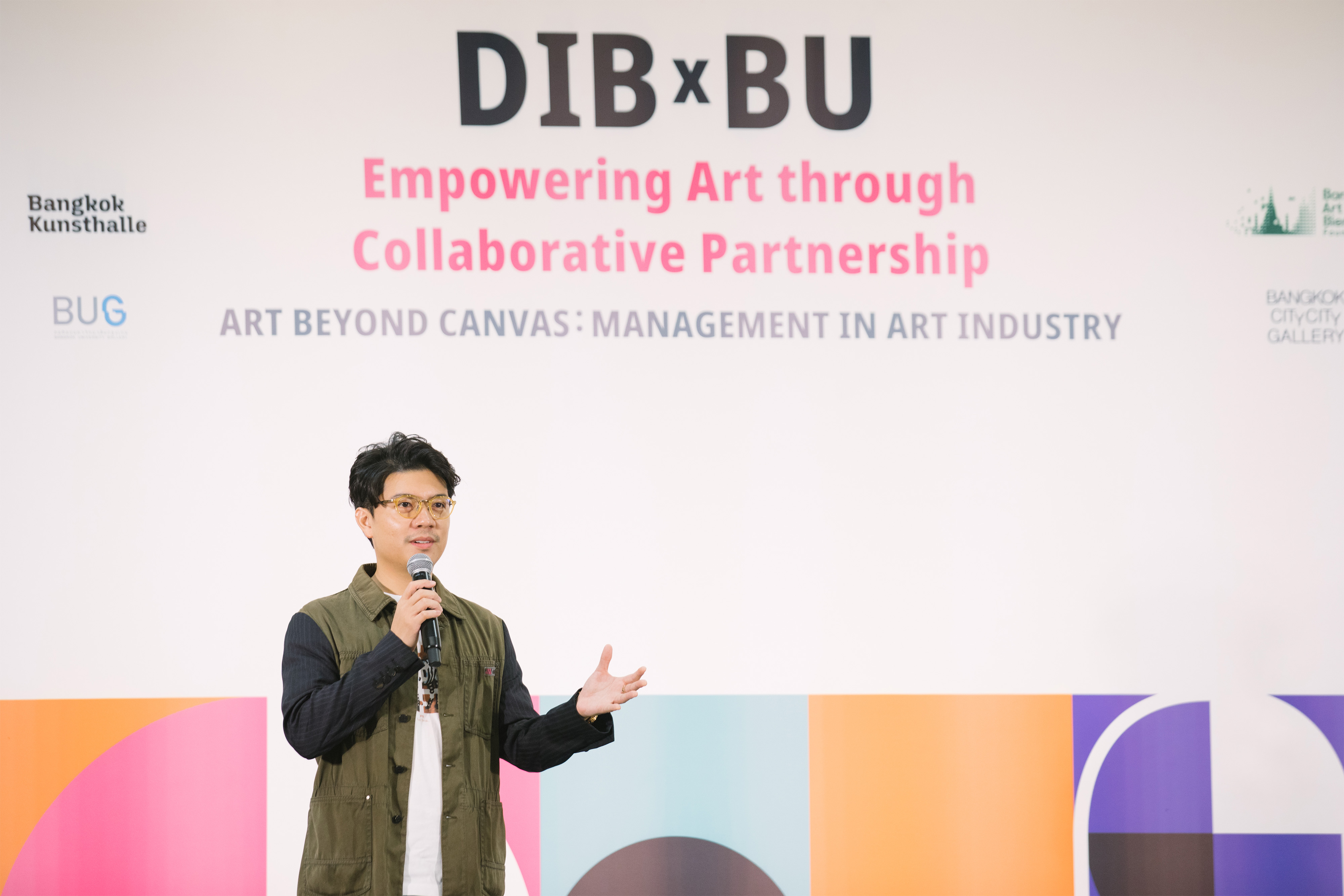 DIB Bangkok จับมือ ม.กรุงเทพ เปิดคลาสการจัดการศิลปะกับมืออาชีพระดับโลก