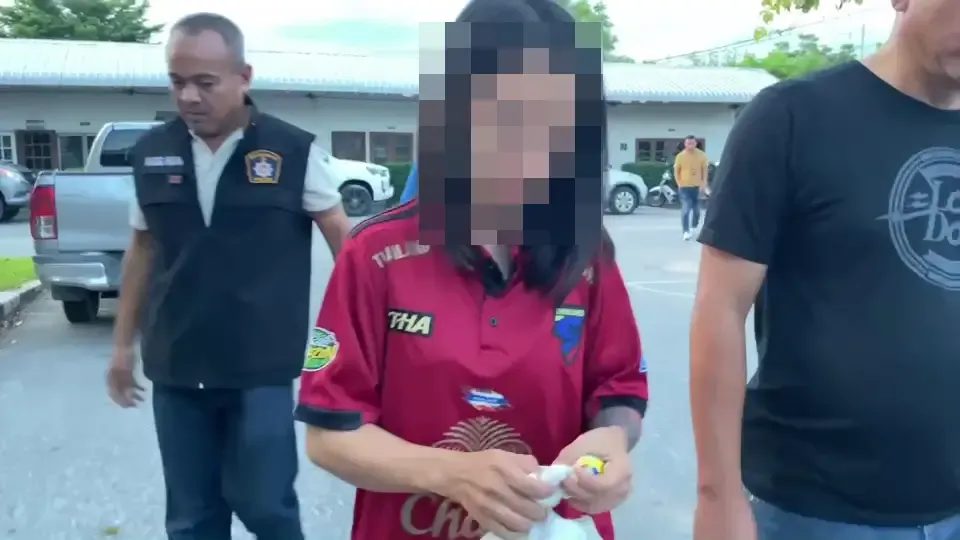 สาวแทงเจ้าของร้านดับ อ้างแค้นเสียตัวเพราะเจ้าของร้านไม่ห้าม