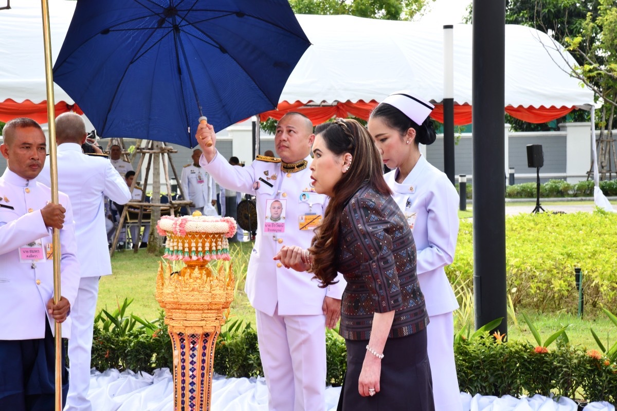 เปิดอาคารศูนย์วิจัยและพัฒนาชีววัตถุ สถาบันวิจัยจุฬาภรณ์