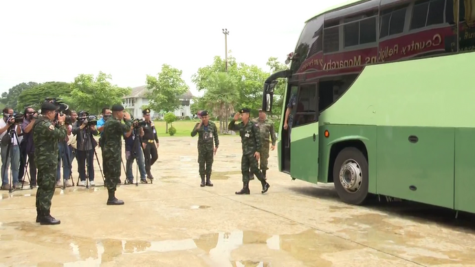 ประชุมสมัยวิสามัญปิดฉากลงด้วยความร่วมมือแน่นแฟ้น