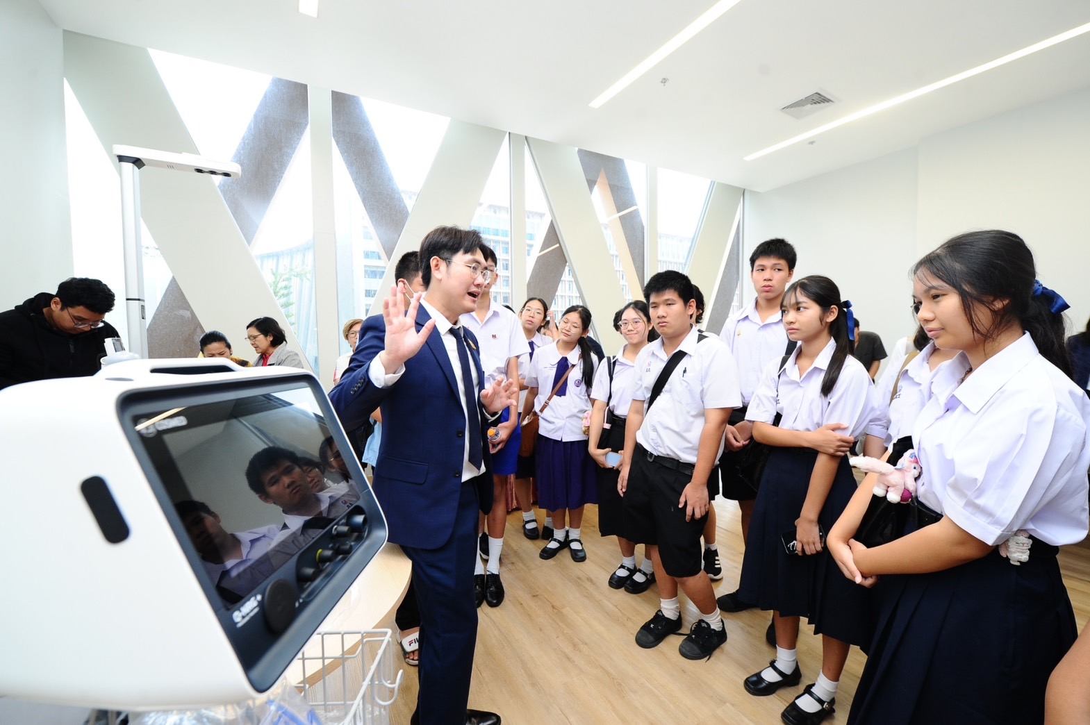 คณะวิทยาศาสตร์ ราชวิทยาลัยจุฬาภรณ์ โชว์หลักสูตรนวัตกรรมวิทยาศาสตร์การแพทย์